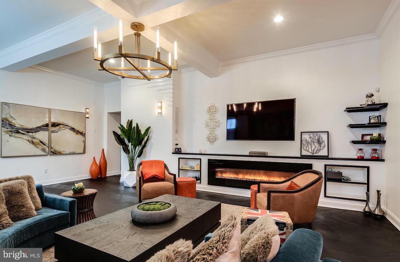 VALLEY GATE - Residential