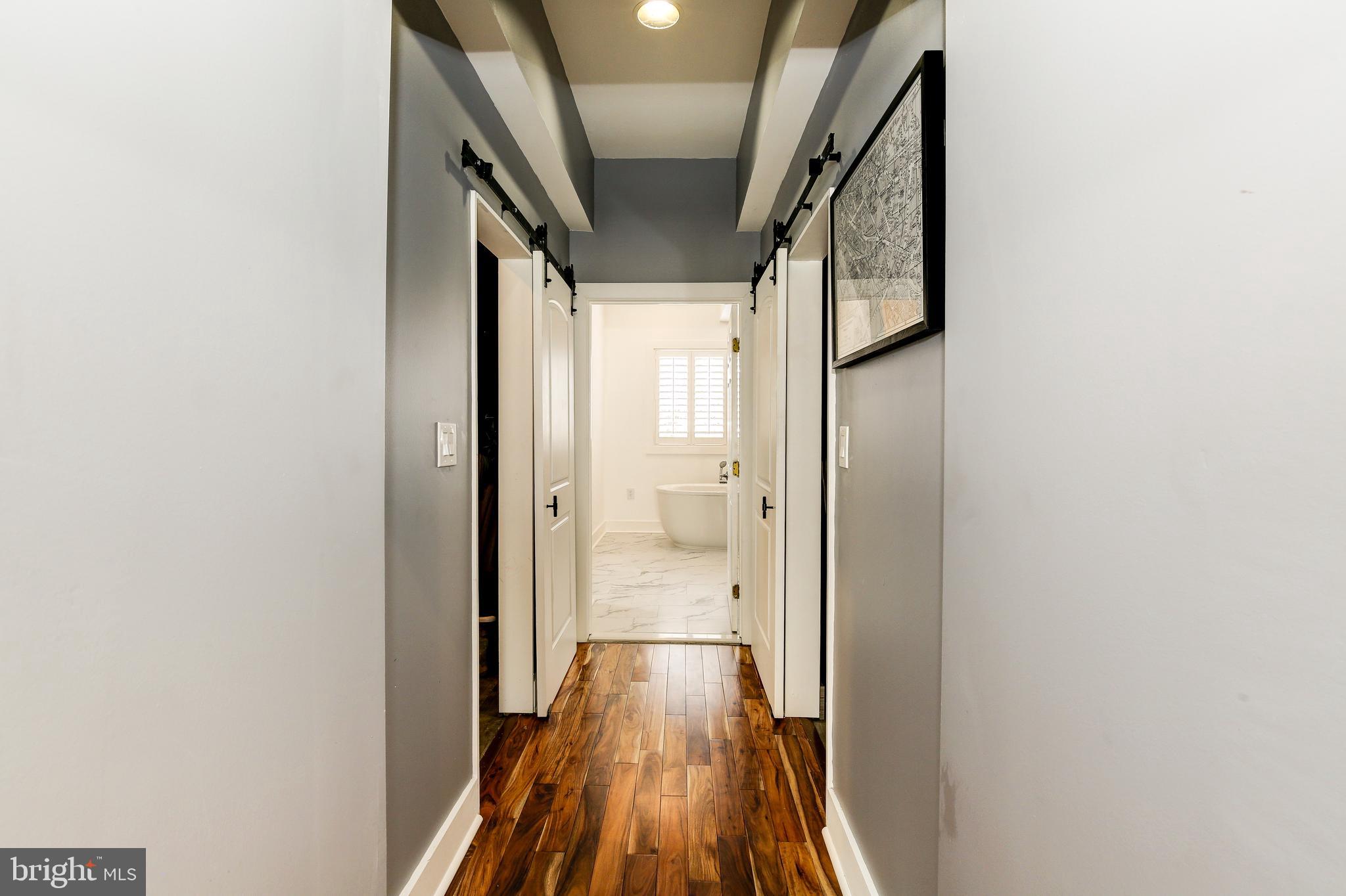 VALLEY GATE - Residential