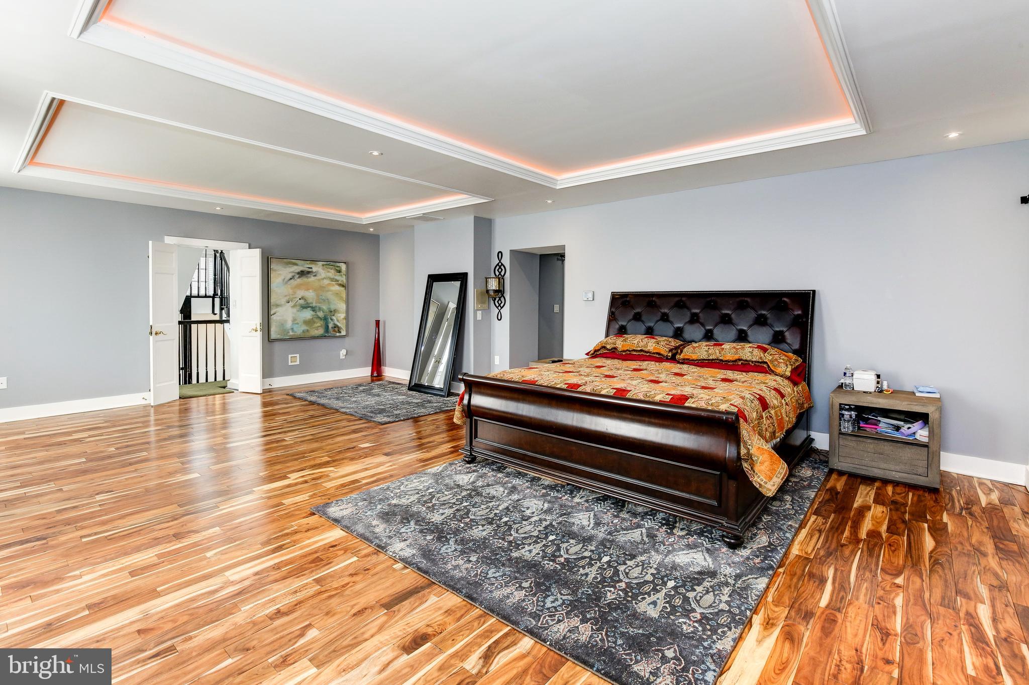 VALLEY GATE - Residential