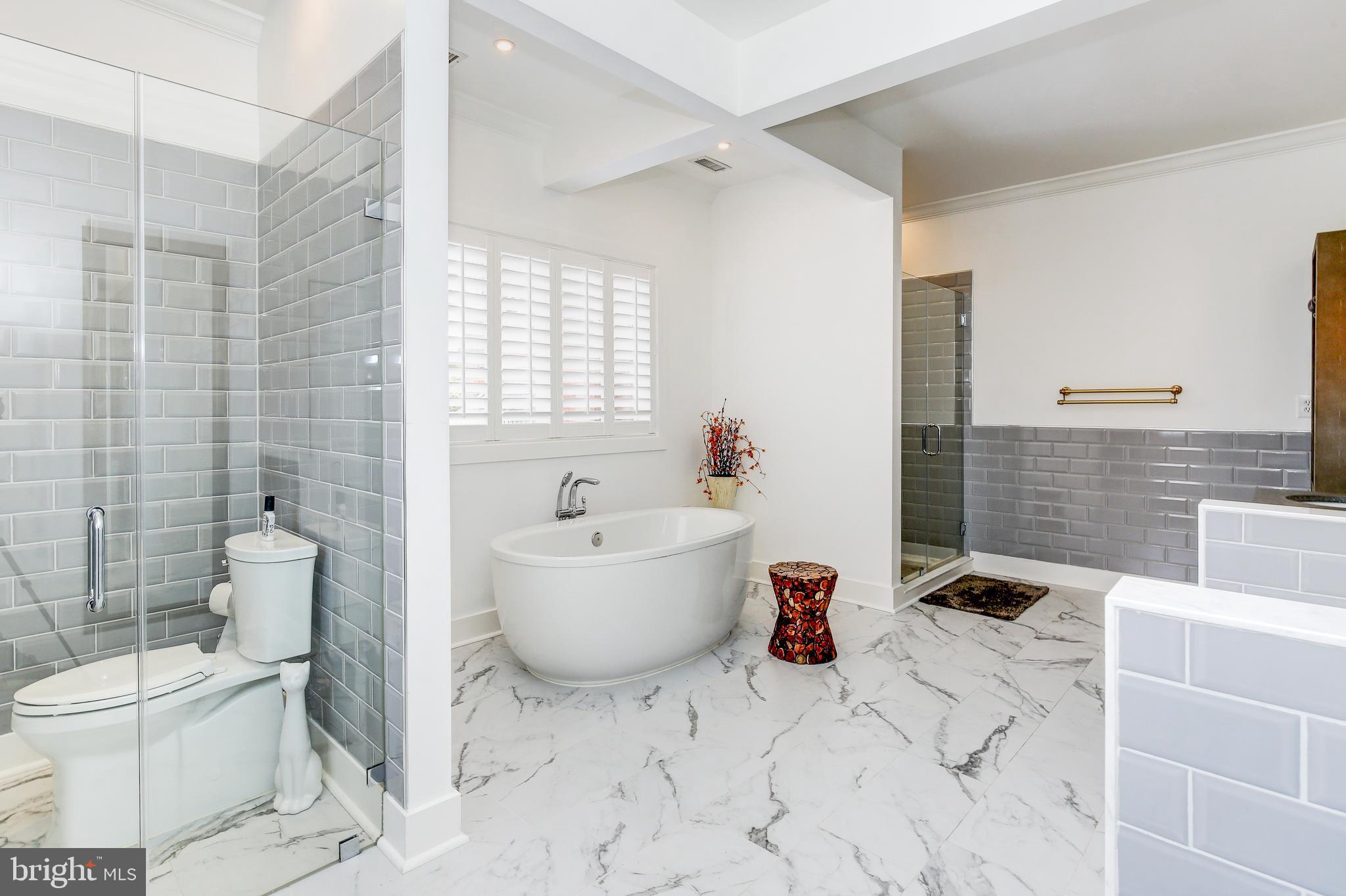 VALLEY GATE - Residential