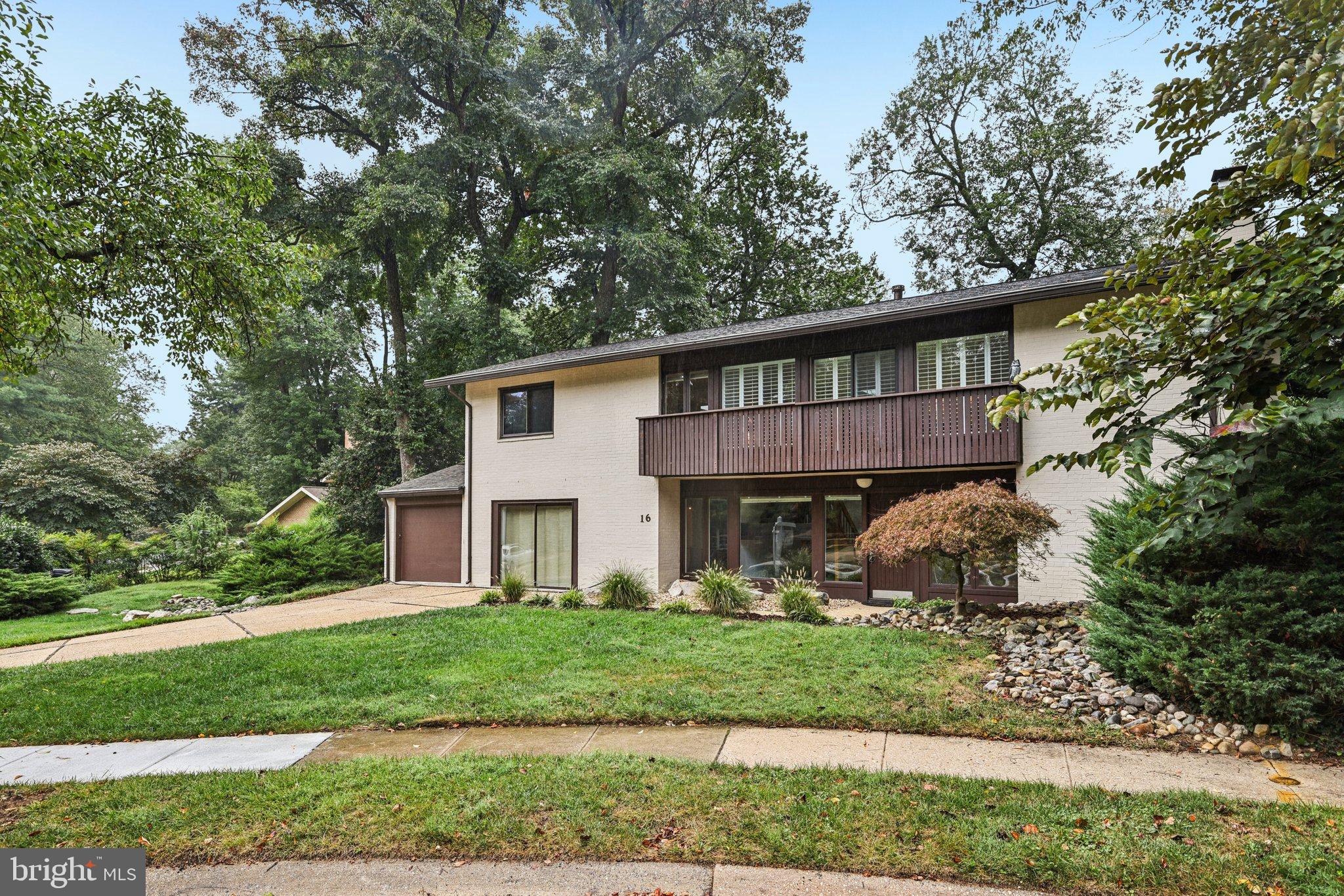 16 WATCHWATER WAY