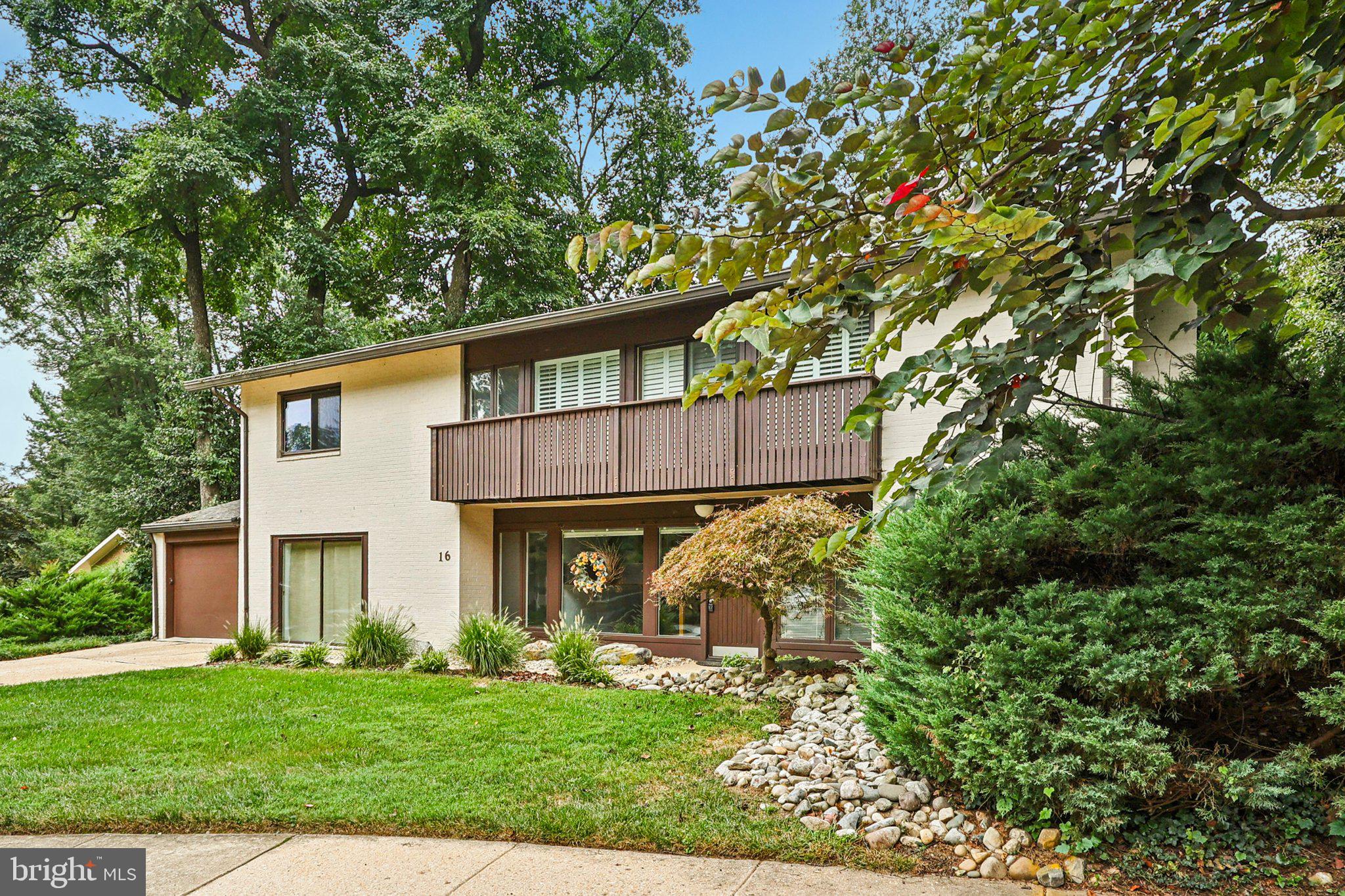 16 WATCHWATER WAY