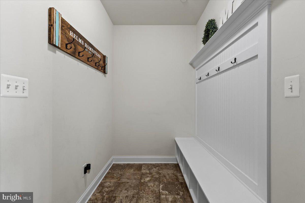 OAKLAND HALL - Residential