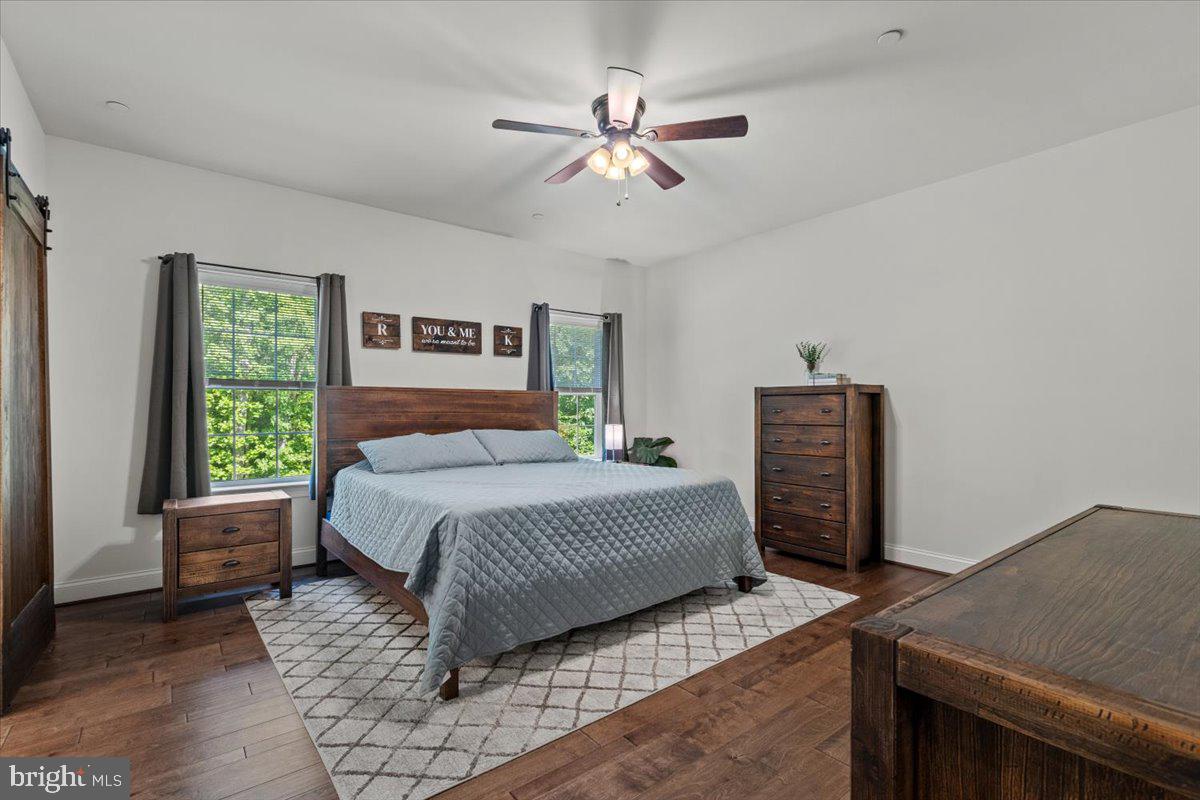 OAKLAND HALL - Residential