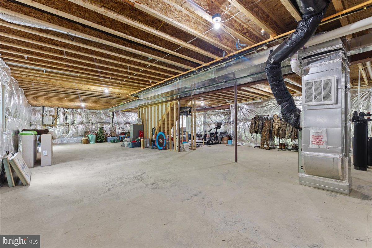 OAKLAND HALL - Residential