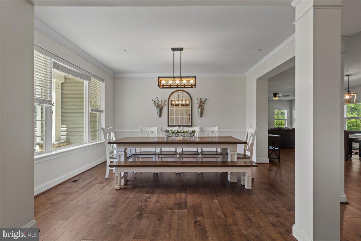 OAKLAND HALL - Residential