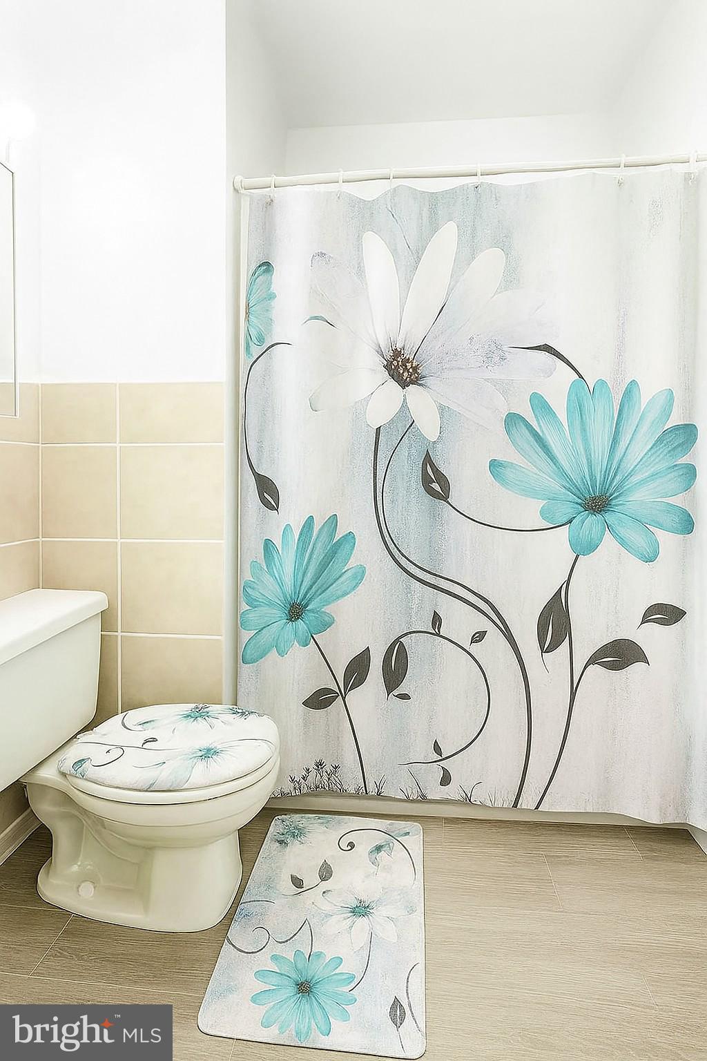 WOODSTREAM VILLAGE - Residential