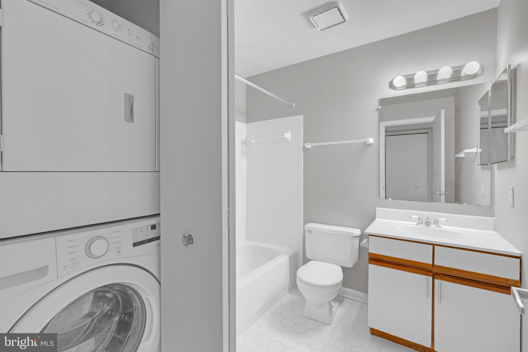 TIERS AT SILVER SPRING - Residential Lease