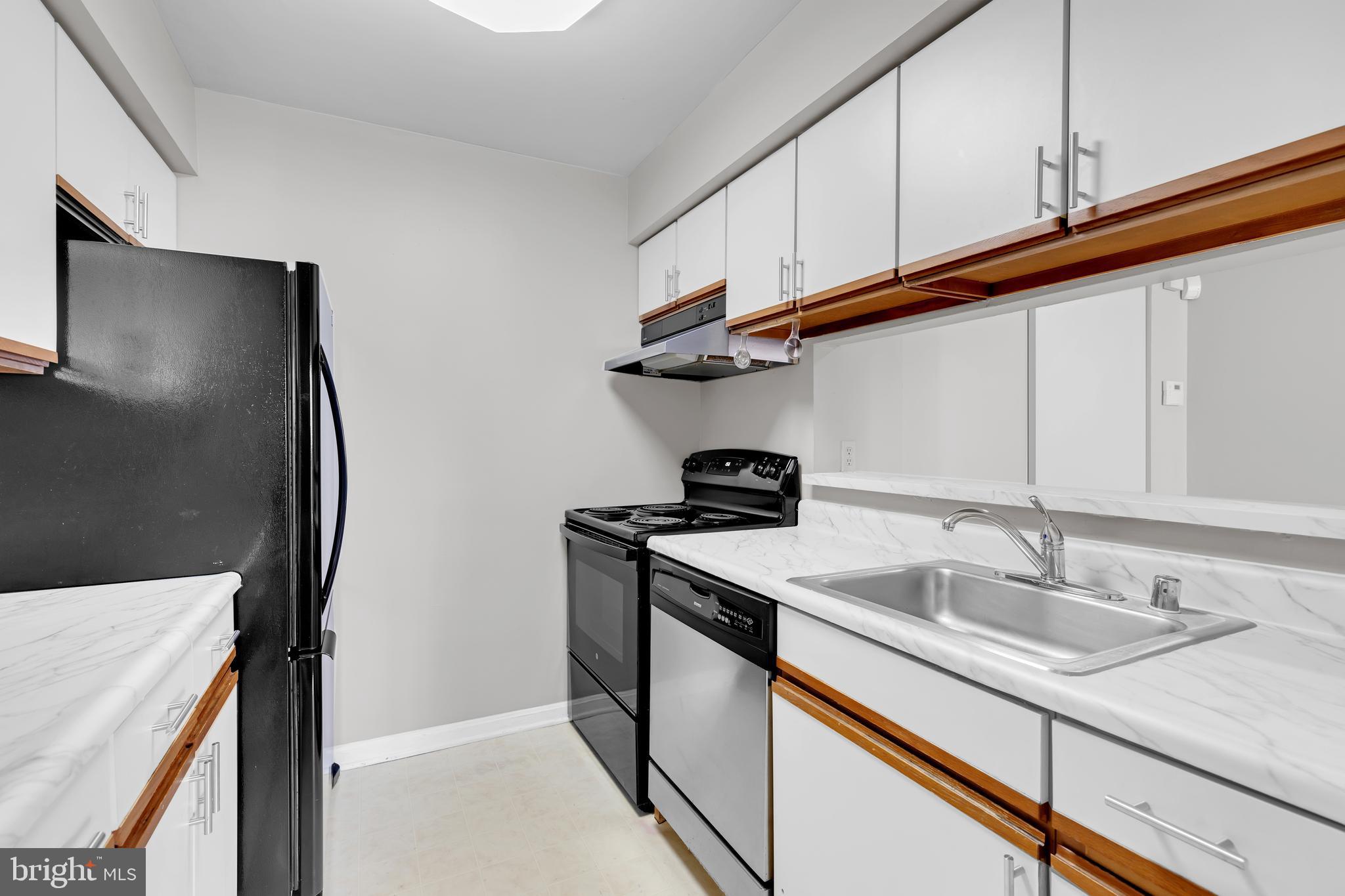 TIERS AT SILVER SPRING - Residential Lease