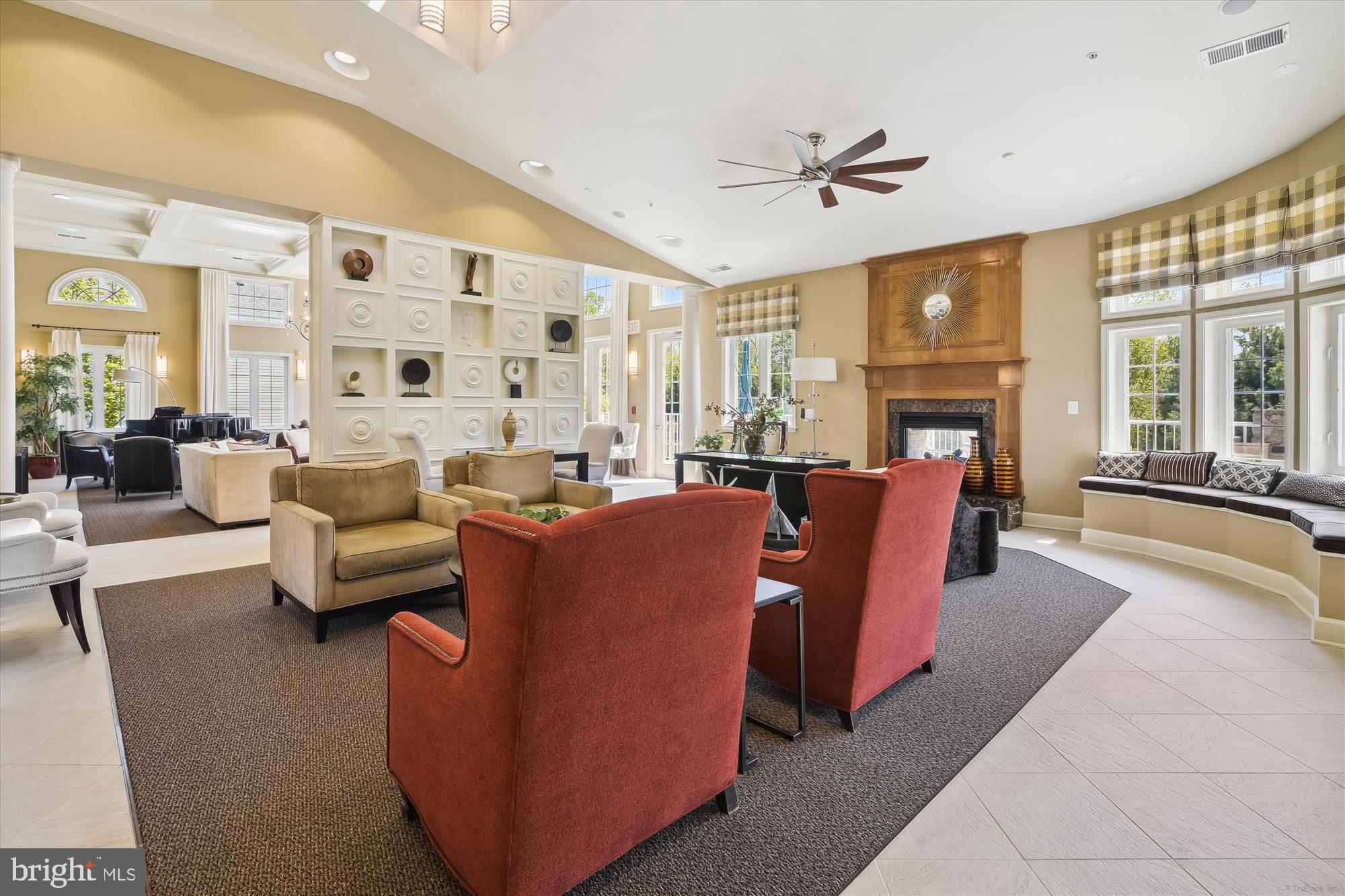 FOUR SEASONS - Residential Lease