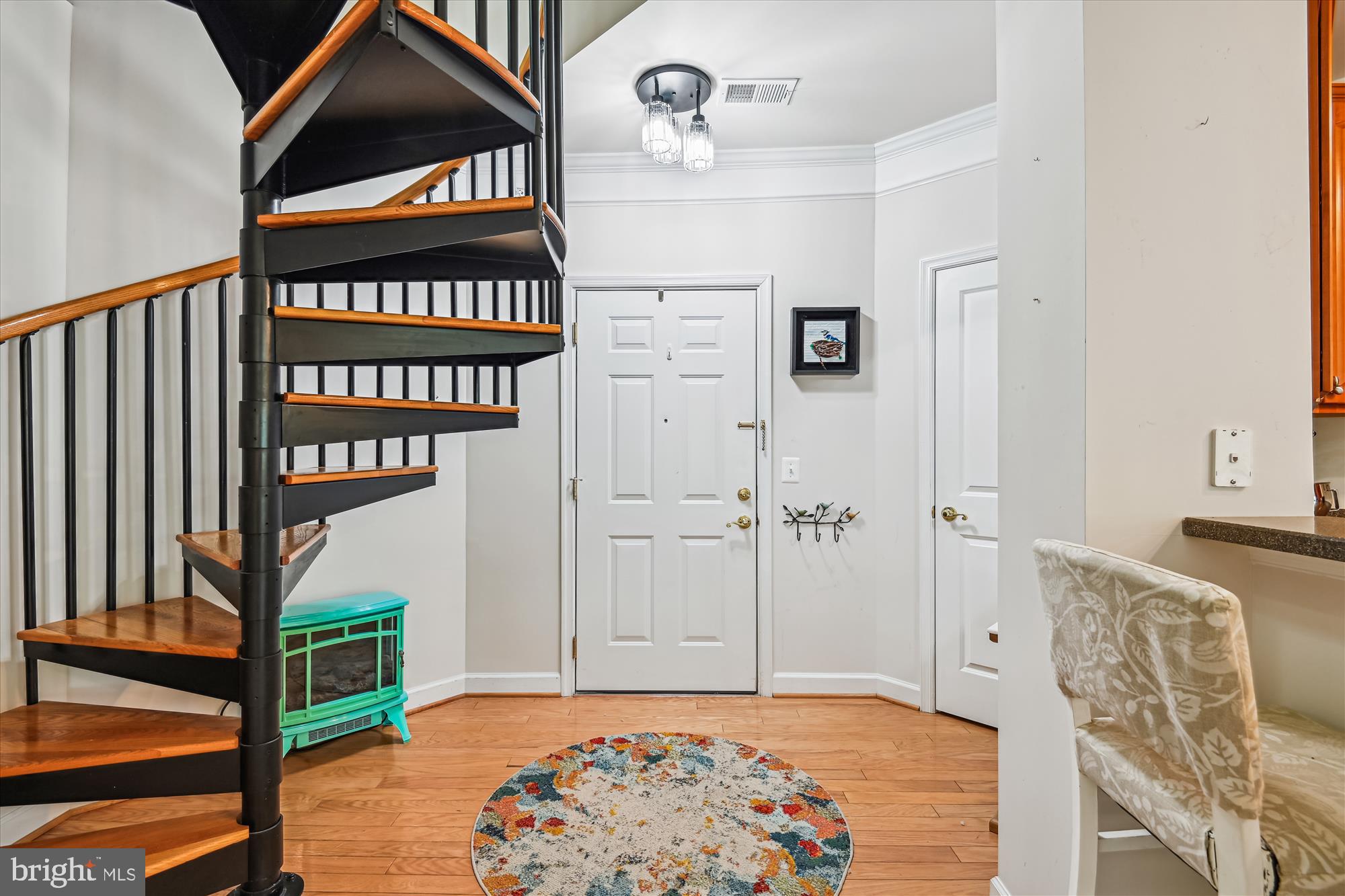 FOUR SEASONS - Residential Lease