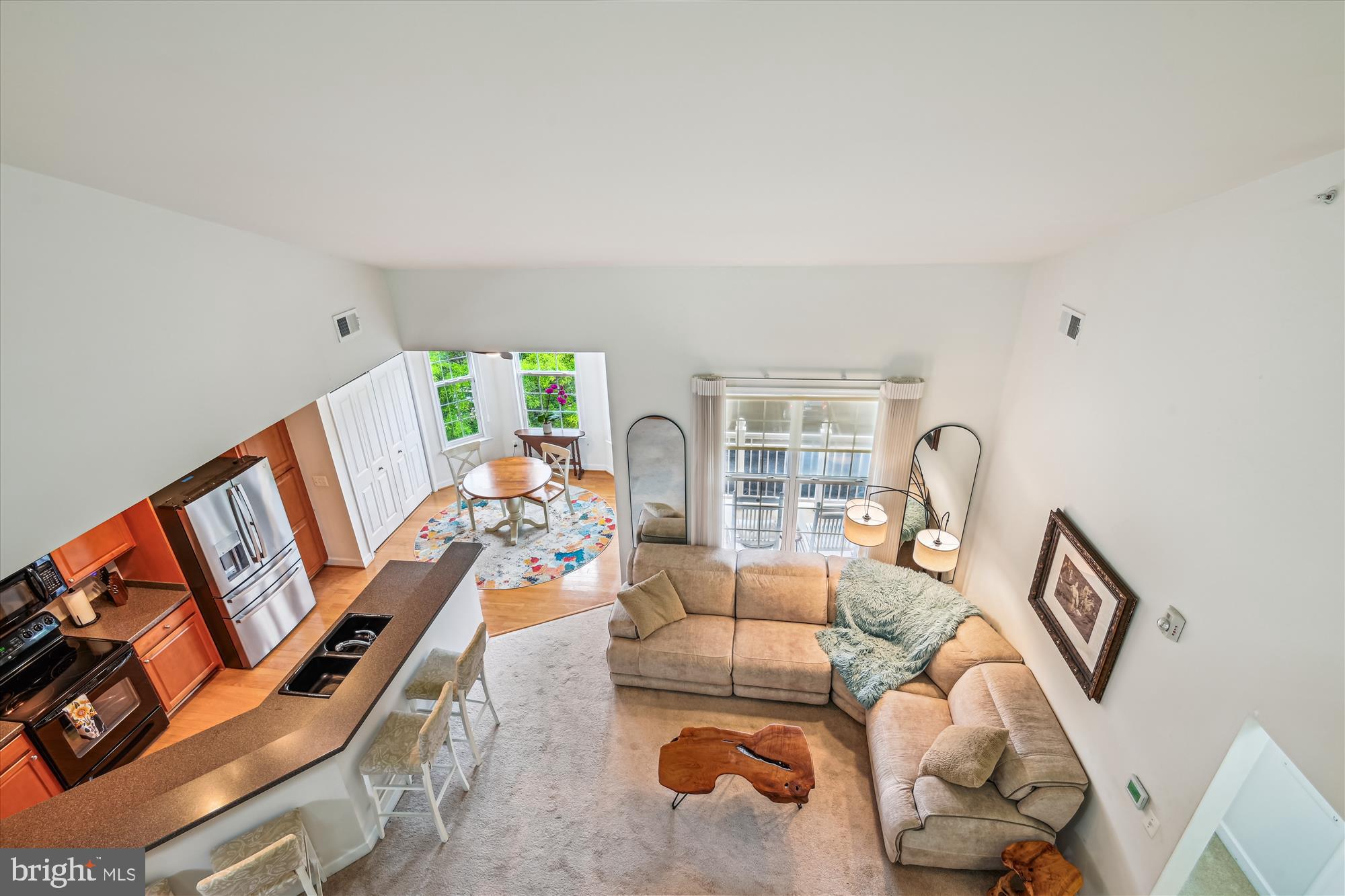 FOUR SEASONS - Residential Lease