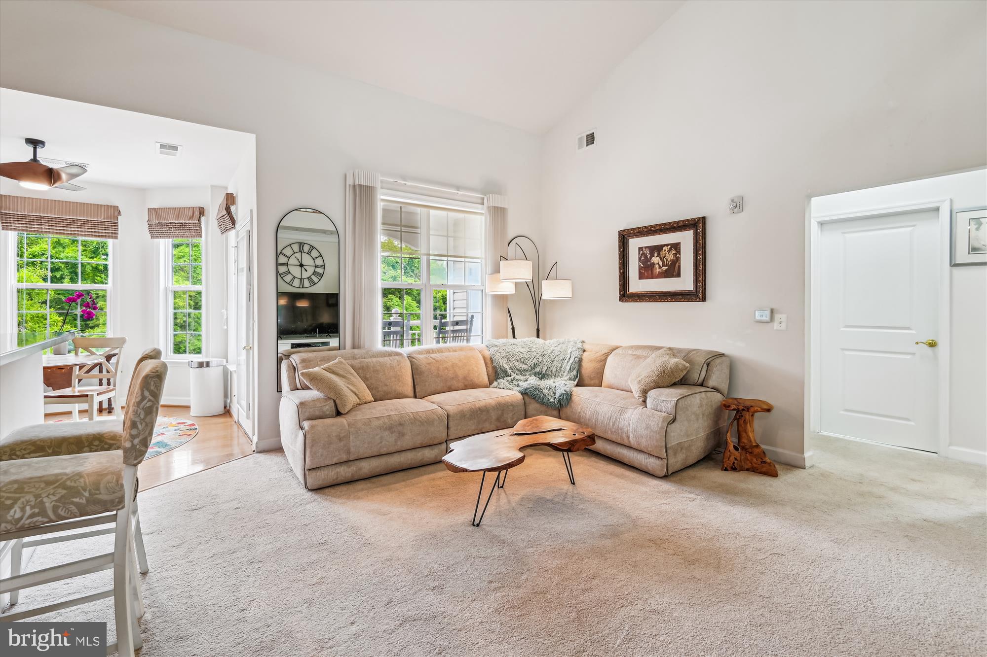 FOUR SEASONS - Residential Lease