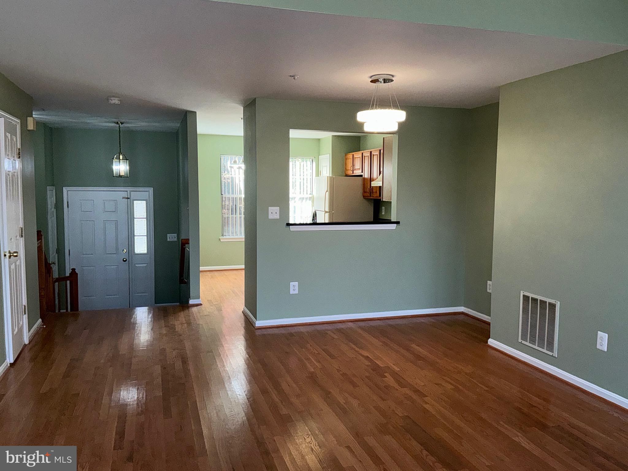 GERMANTOWN ESTATES - Residential Lease