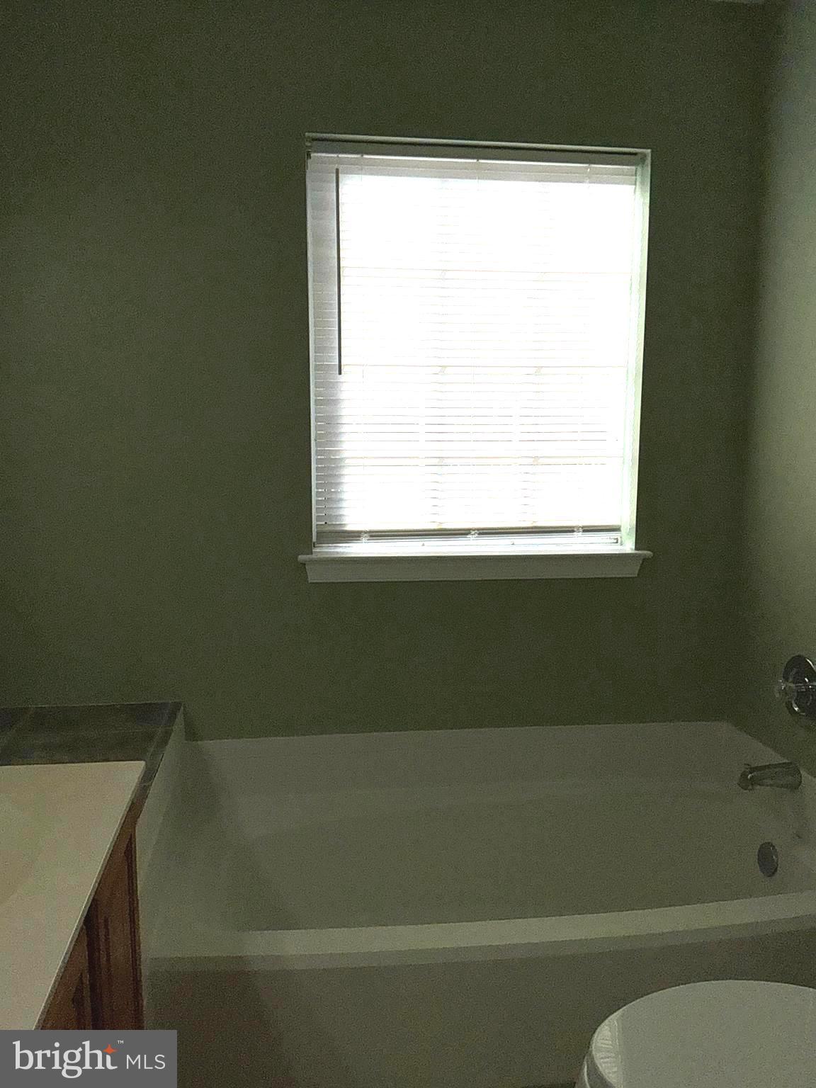 GERMANTOWN ESTATES - Residential Lease