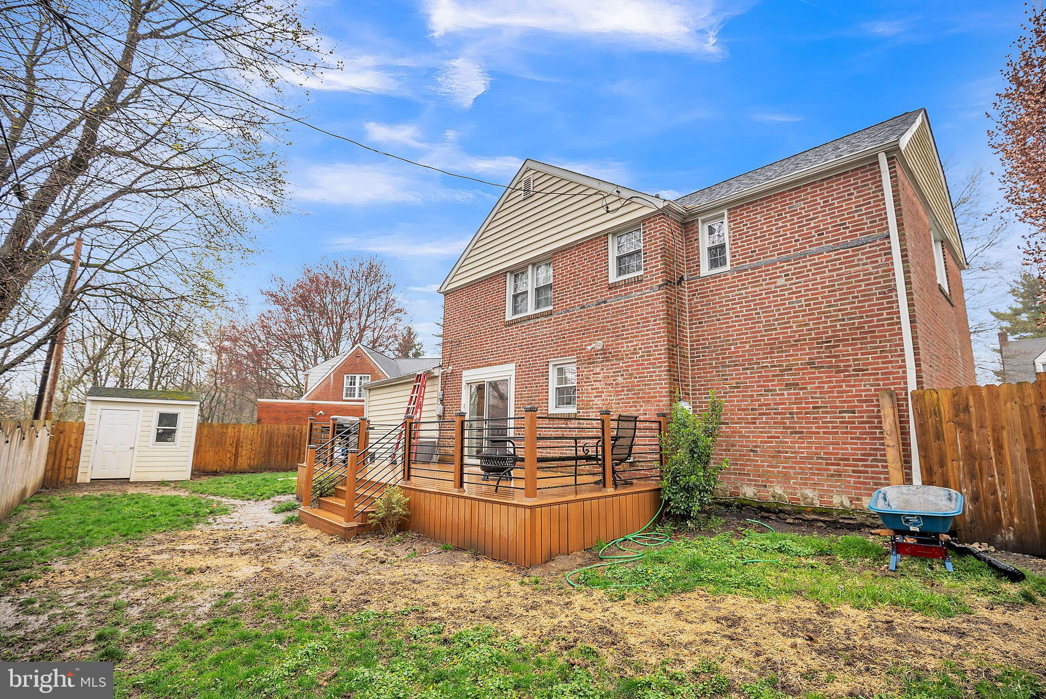 LAFAYETTE HILL - Residential