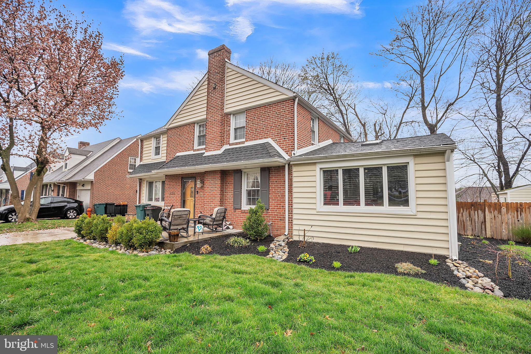 LAFAYETTE HILL - Residential