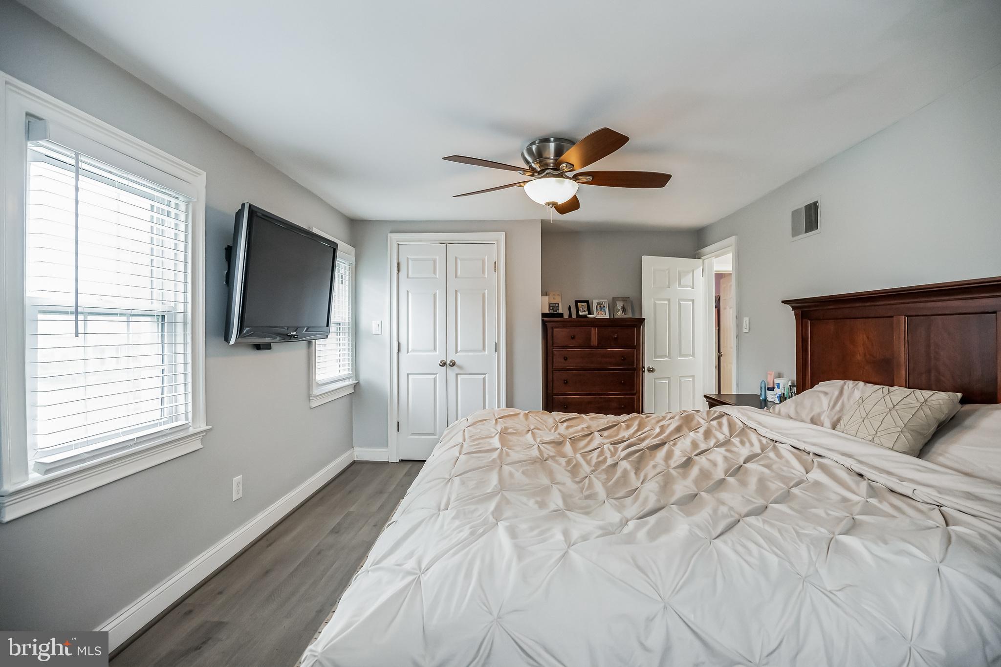 LAFAYETTE HILL - Residential