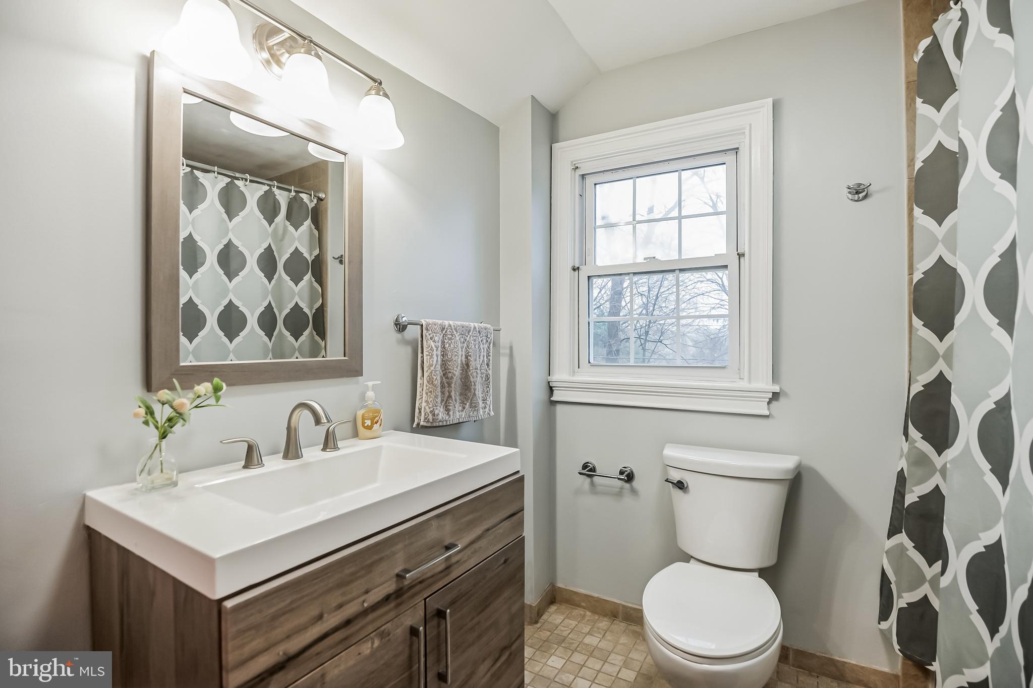 LAFAYETTE HILL - Residential