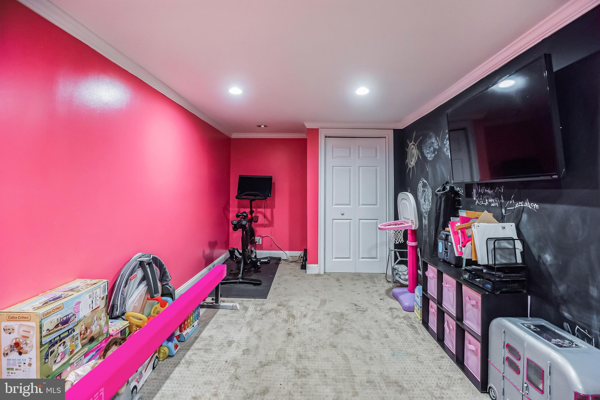 LAFAYETTE HILL - Residential