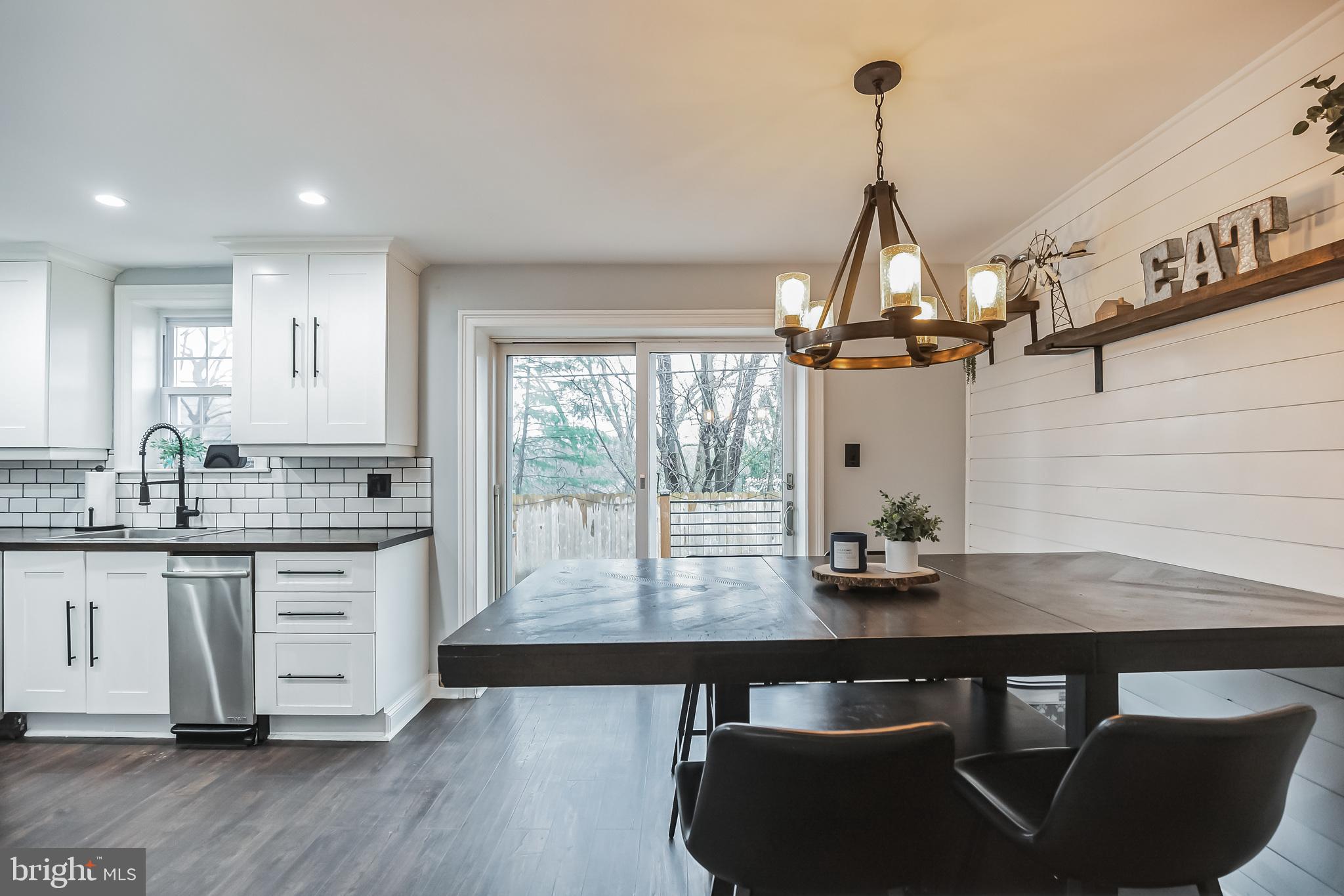 LAFAYETTE HILL - Residential