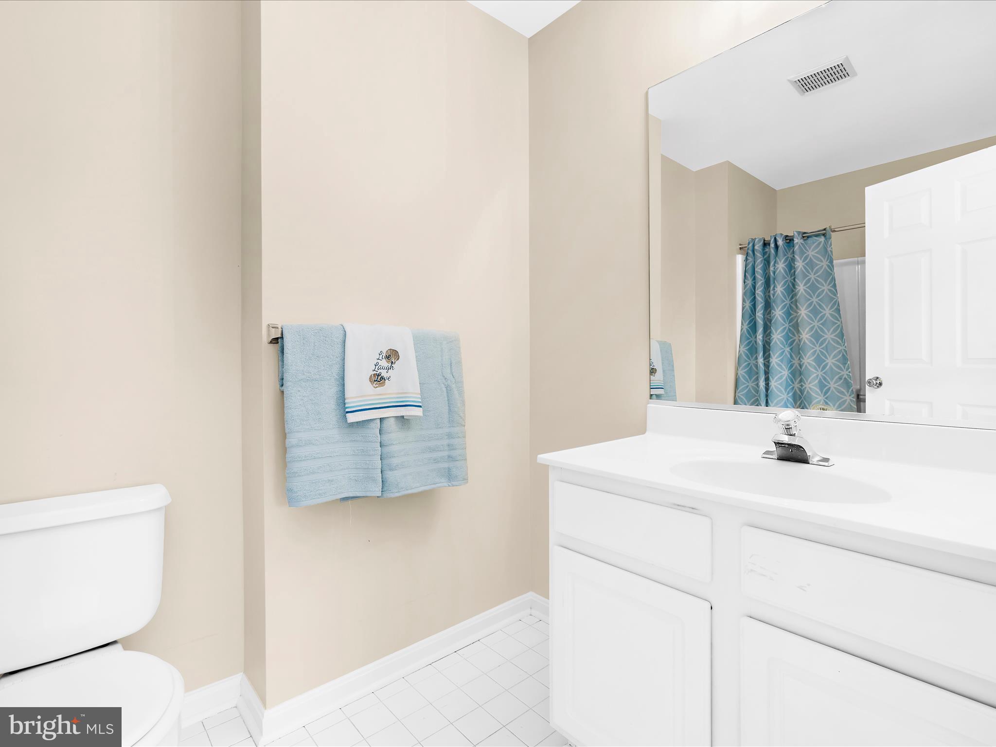 QUEENS LANDING - Residential