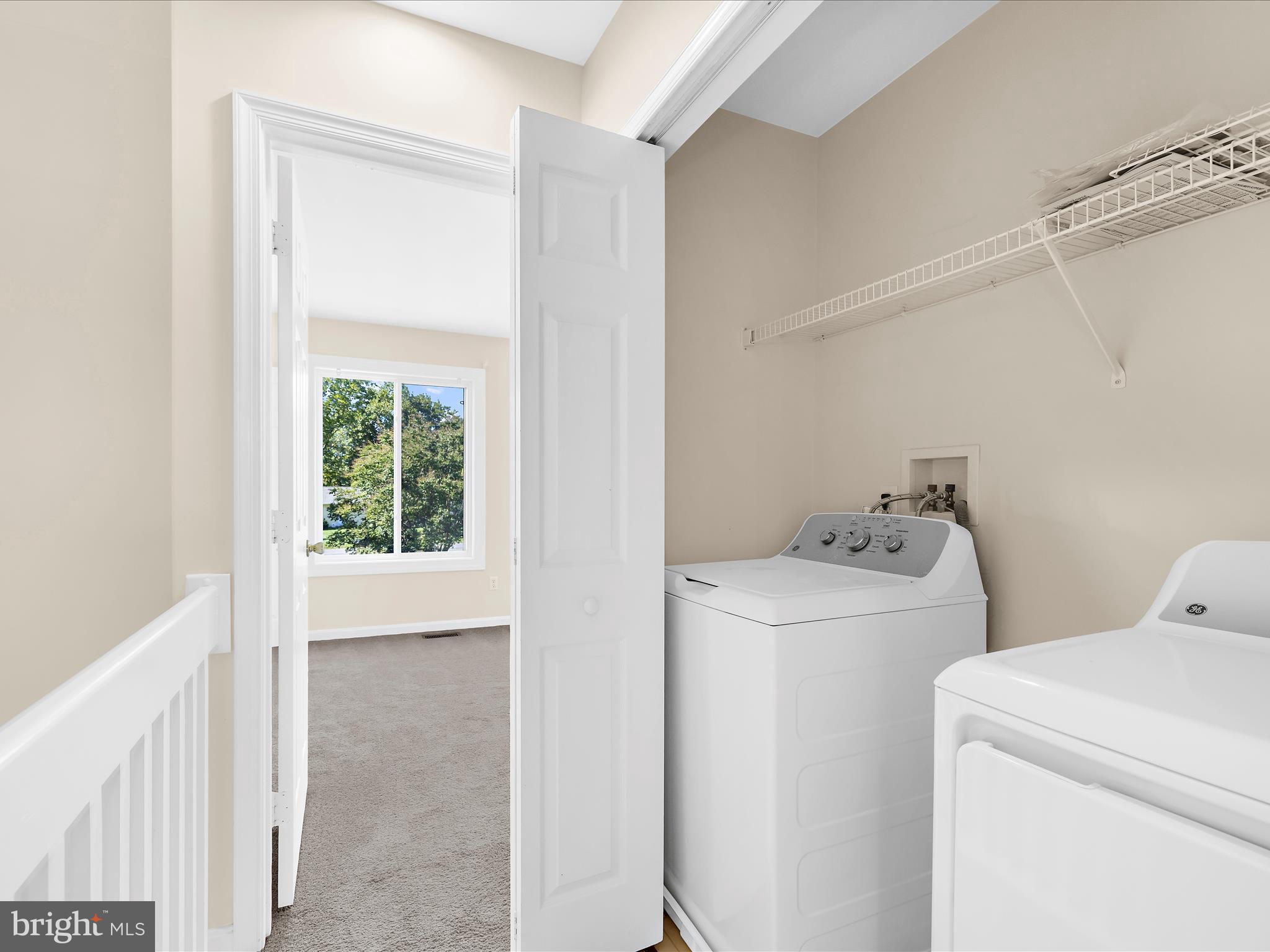 QUEENS LANDING - Residential