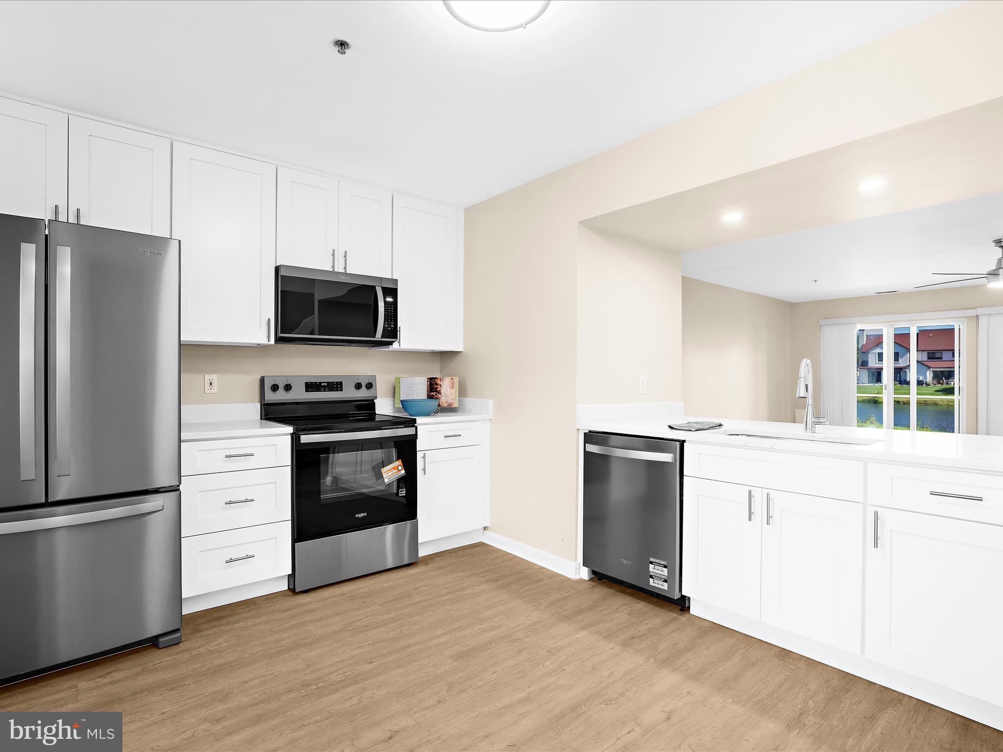 QUEENS LANDING - Residential