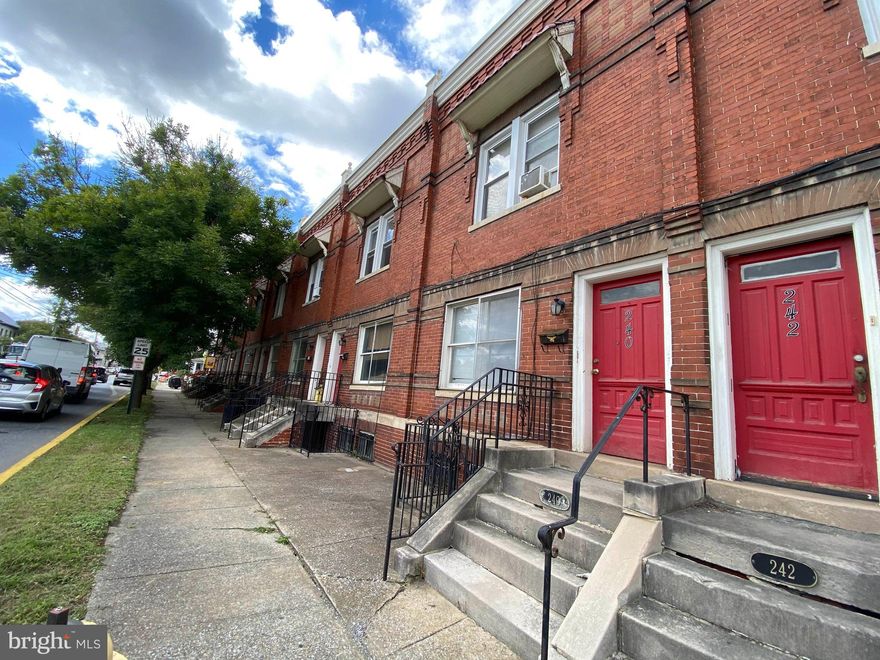 Spacious and well maintained 2 bedroom, 2 bathroom town house! This property features a mudroom with washer and dryer hook ups, kitchen, dining room, 2 living room spaces and a full bathroom on the first floor. On the second floor you will find two large bedrooms and a full bathroom with a brand new tub and shower surround. The unfinished basement offers plenty of storage space and there is both driveway and lot parking behind these townhomes. Lovely, hardwood floors throughout and located conveniently close to Interstate 81, Route 9 and downtown Martinsburg! No smoking and no pets!