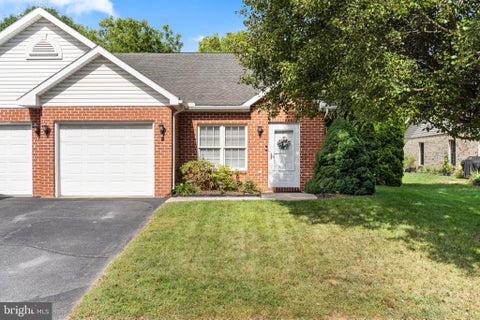 Townhouse For Sale - 14054 Sweet Vale Drive<br/> HAGERSTOWN, MD 21742