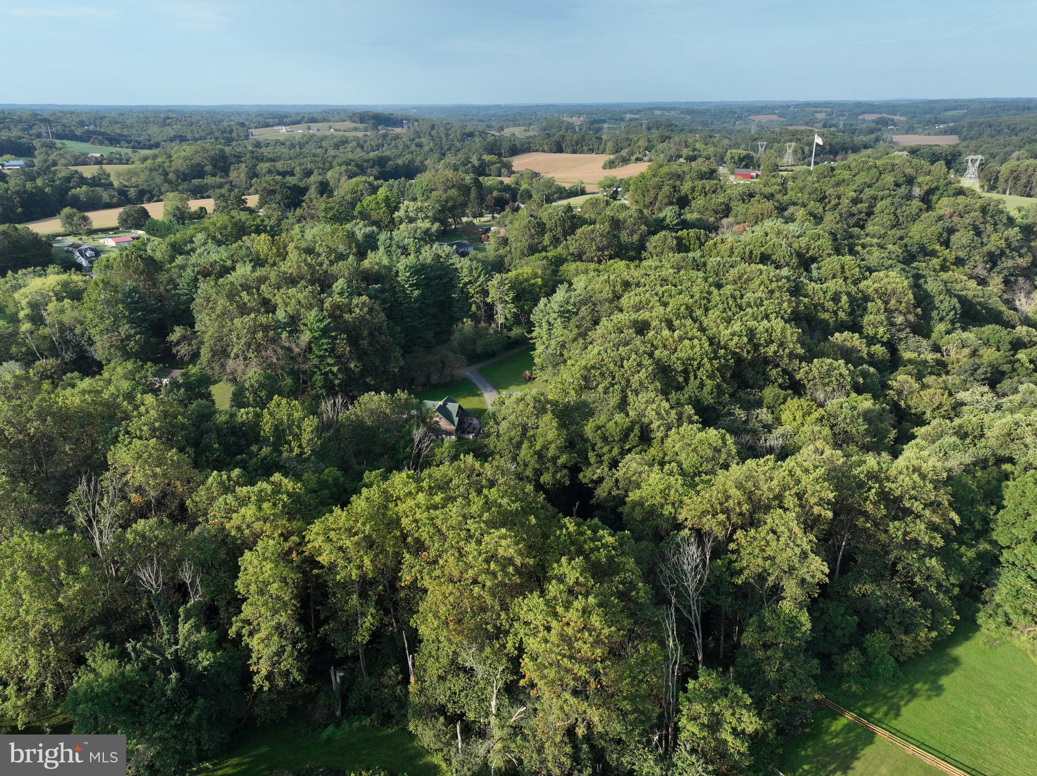 COACH & FOUR - Residential