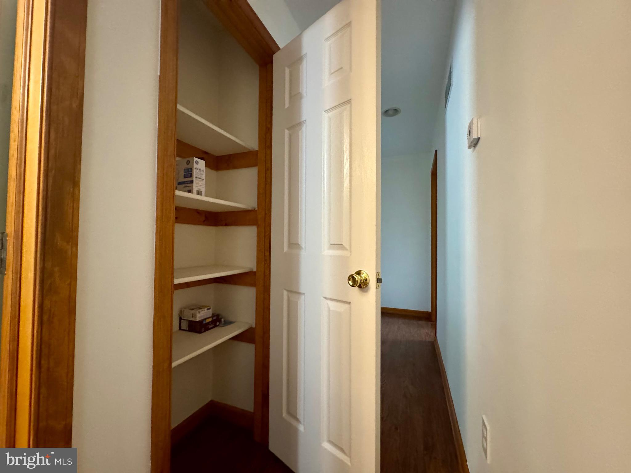 COACH & FOUR - Residential