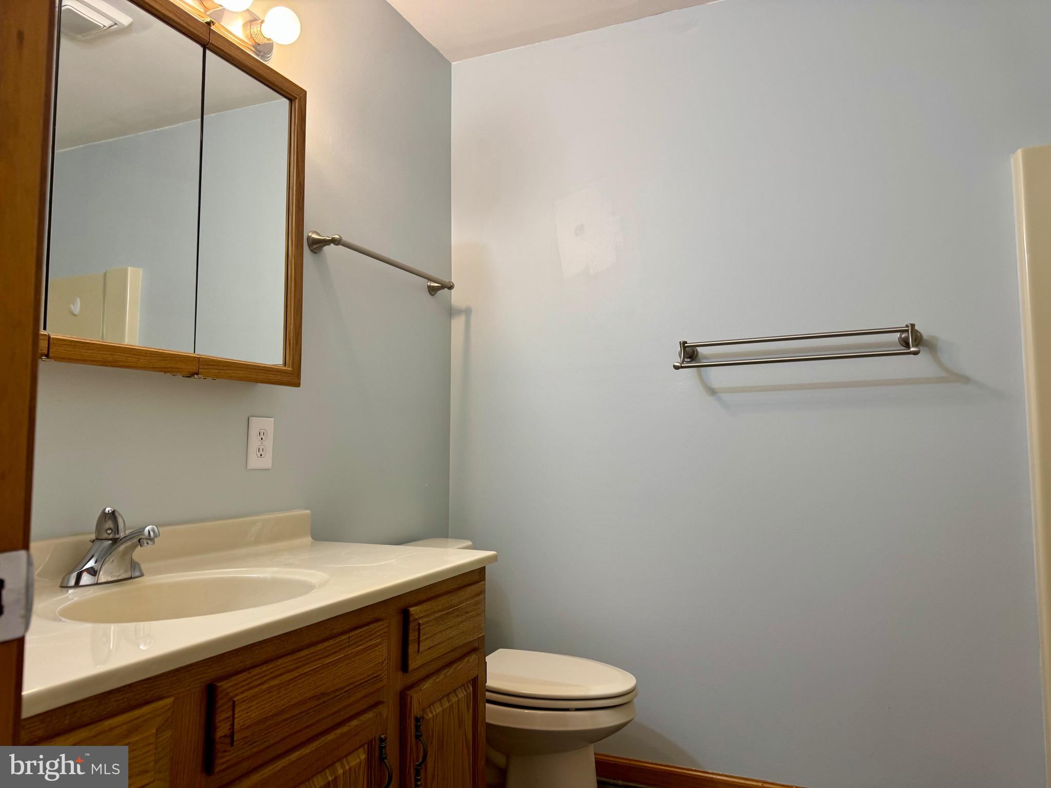 COACH & FOUR - Residential