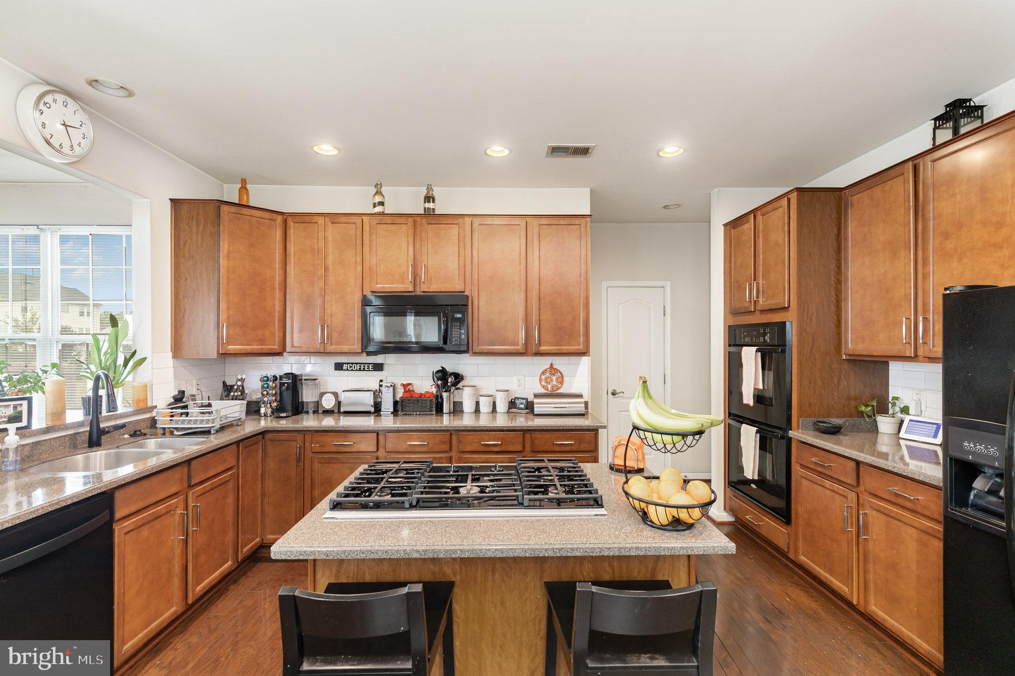 STAFFORD LAKES - Residential