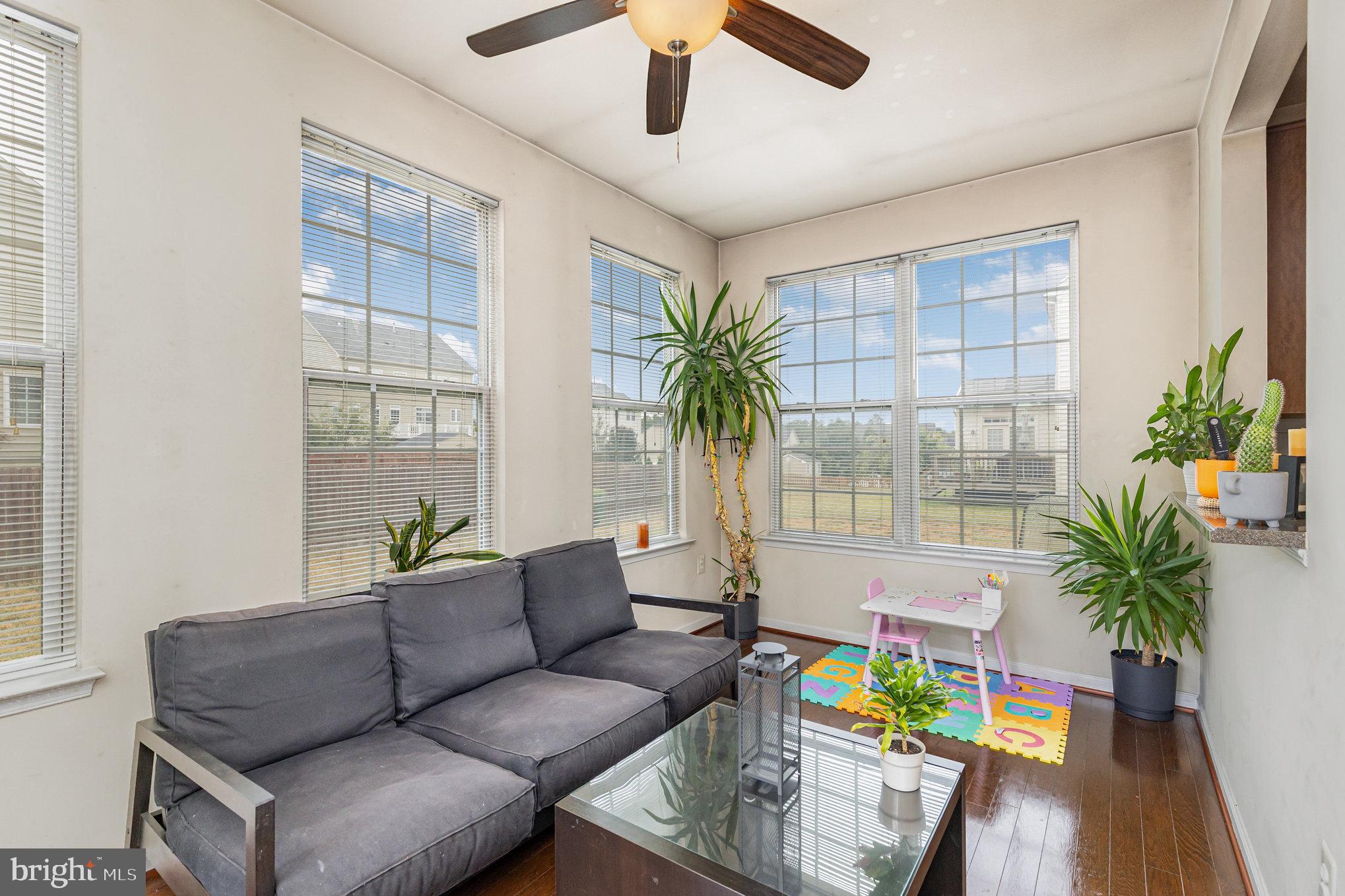 STAFFORD LAKES - Residential