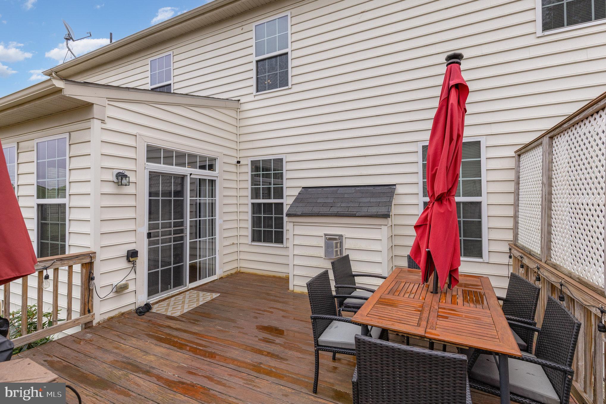 STAFFORD LAKES - Residential