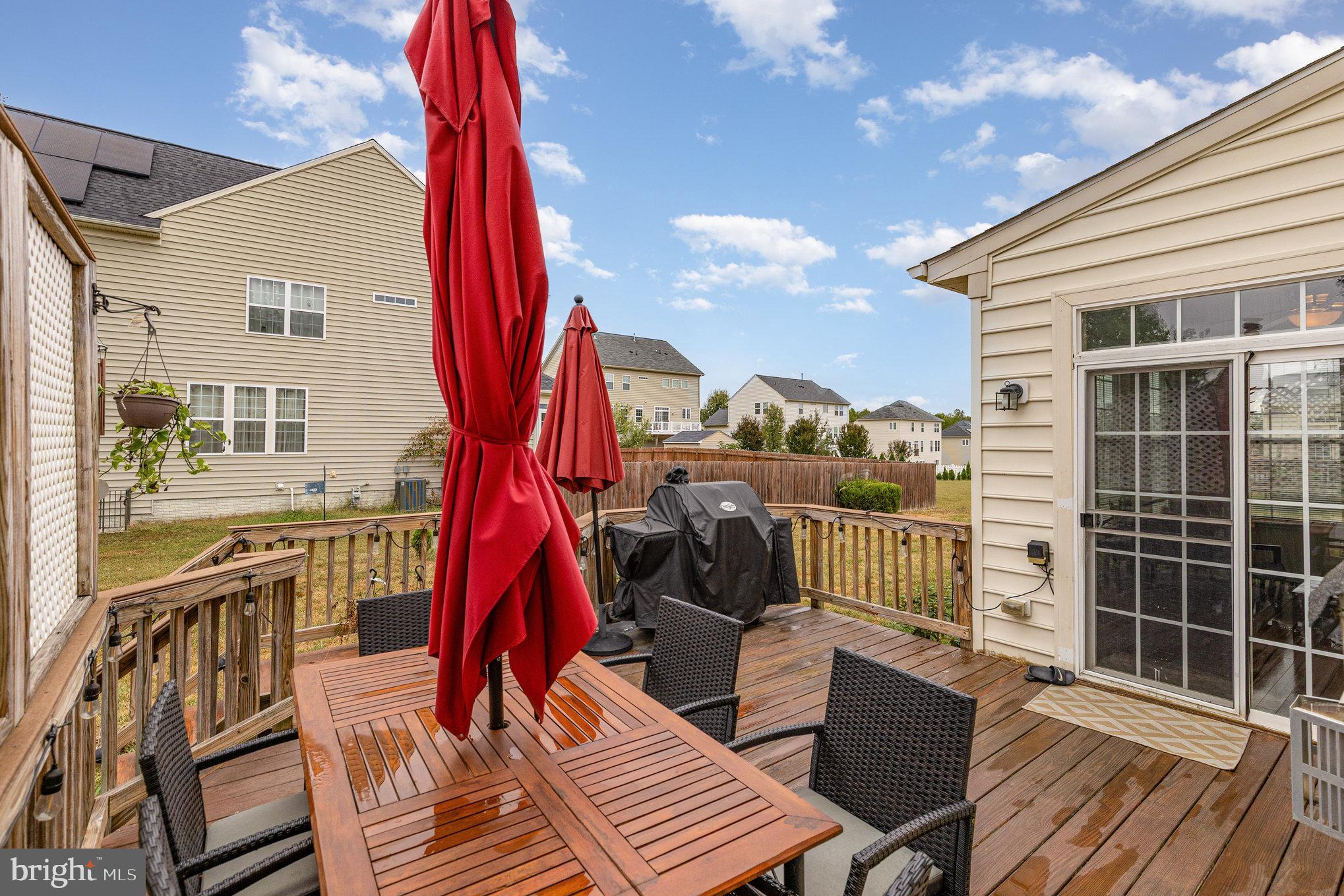 STAFFORD LAKES - Residential