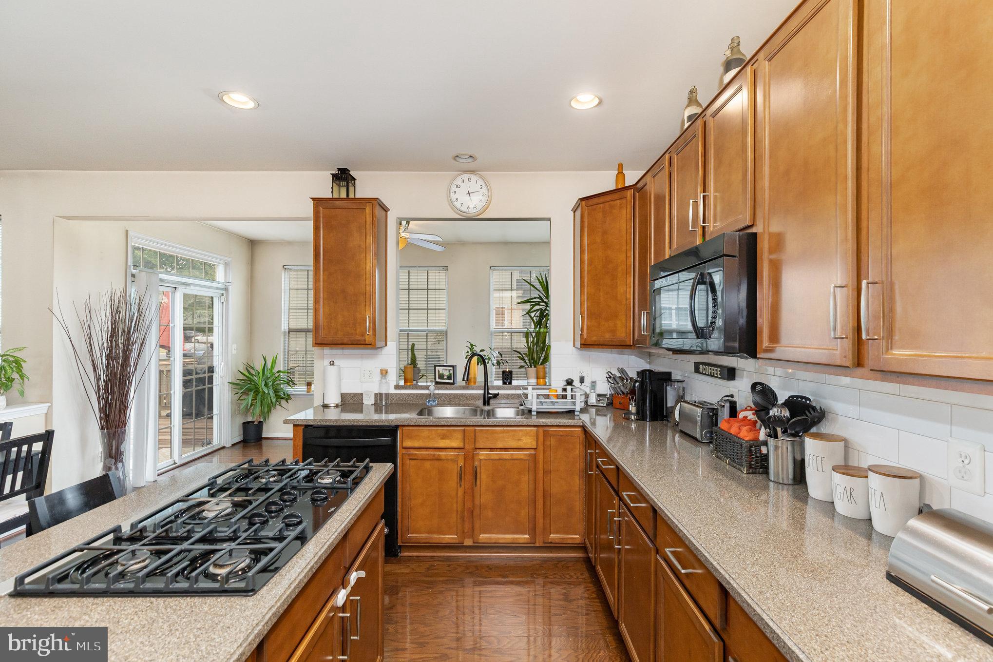 STAFFORD LAKES - Residential