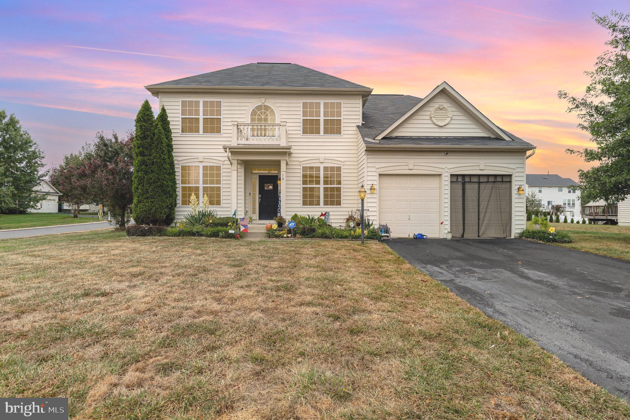 STAFFORD LAKES - Residential