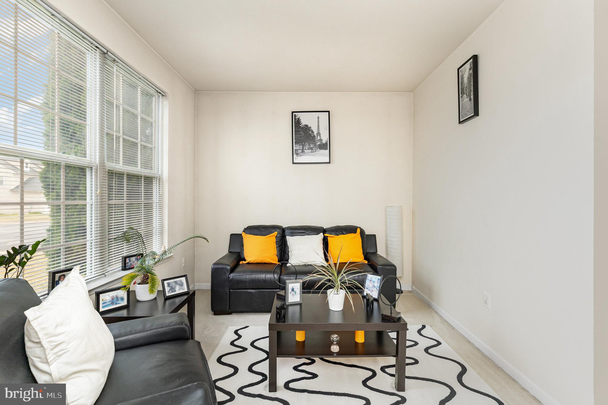 STAFFORD LAKES - Residential