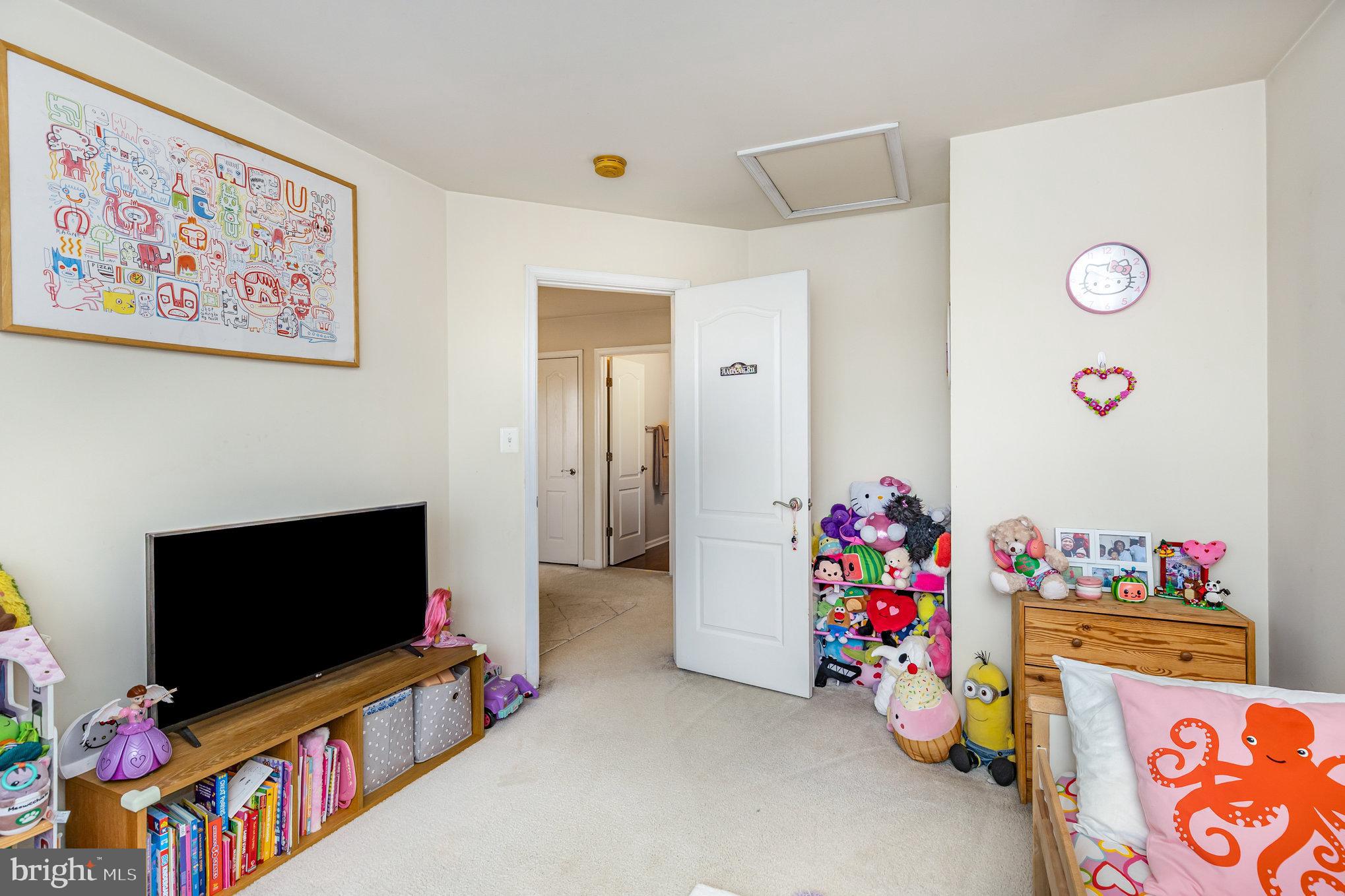 STAFFORD LAKES - Residential