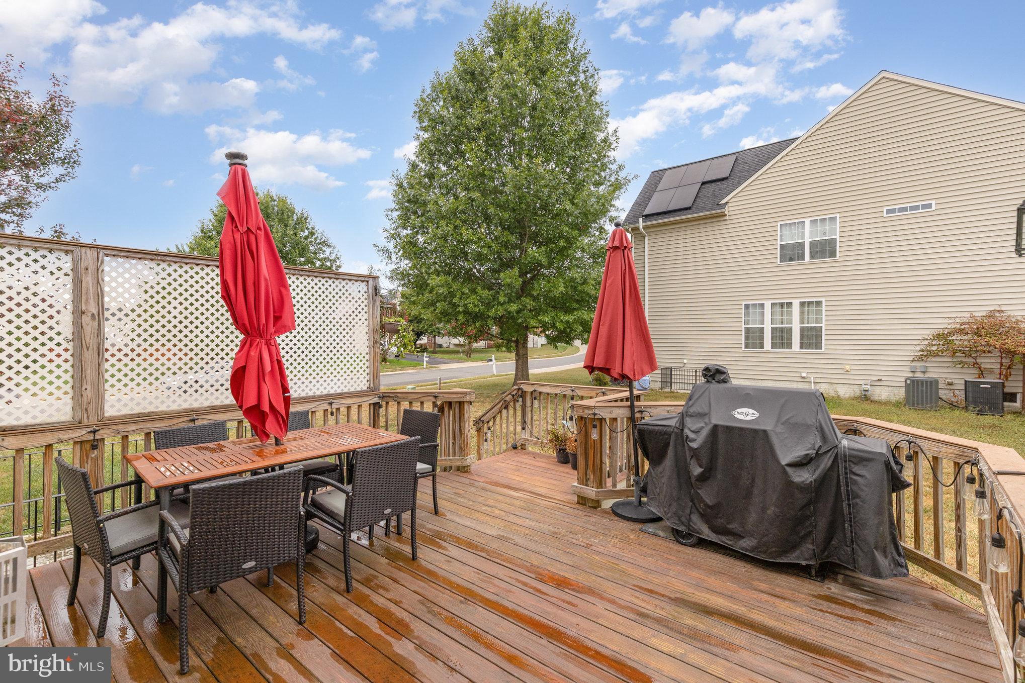 STAFFORD LAKES - Residential