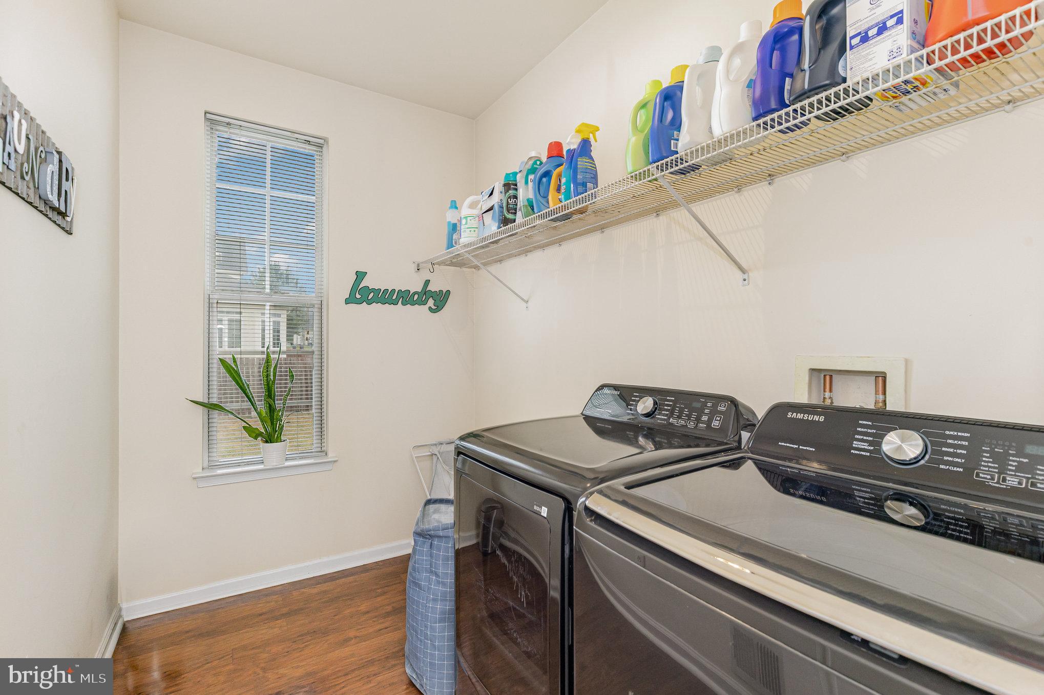 STAFFORD LAKES - Residential