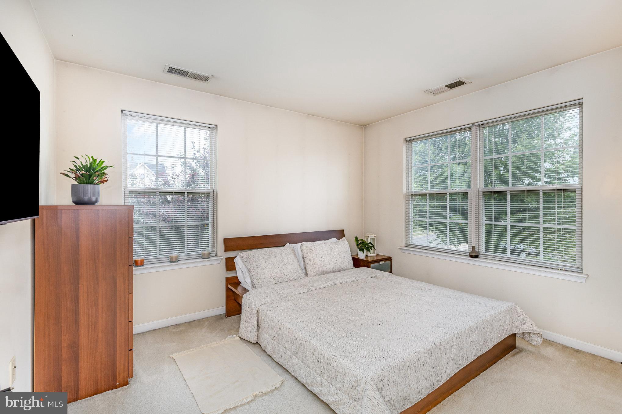 STAFFORD LAKES - Residential