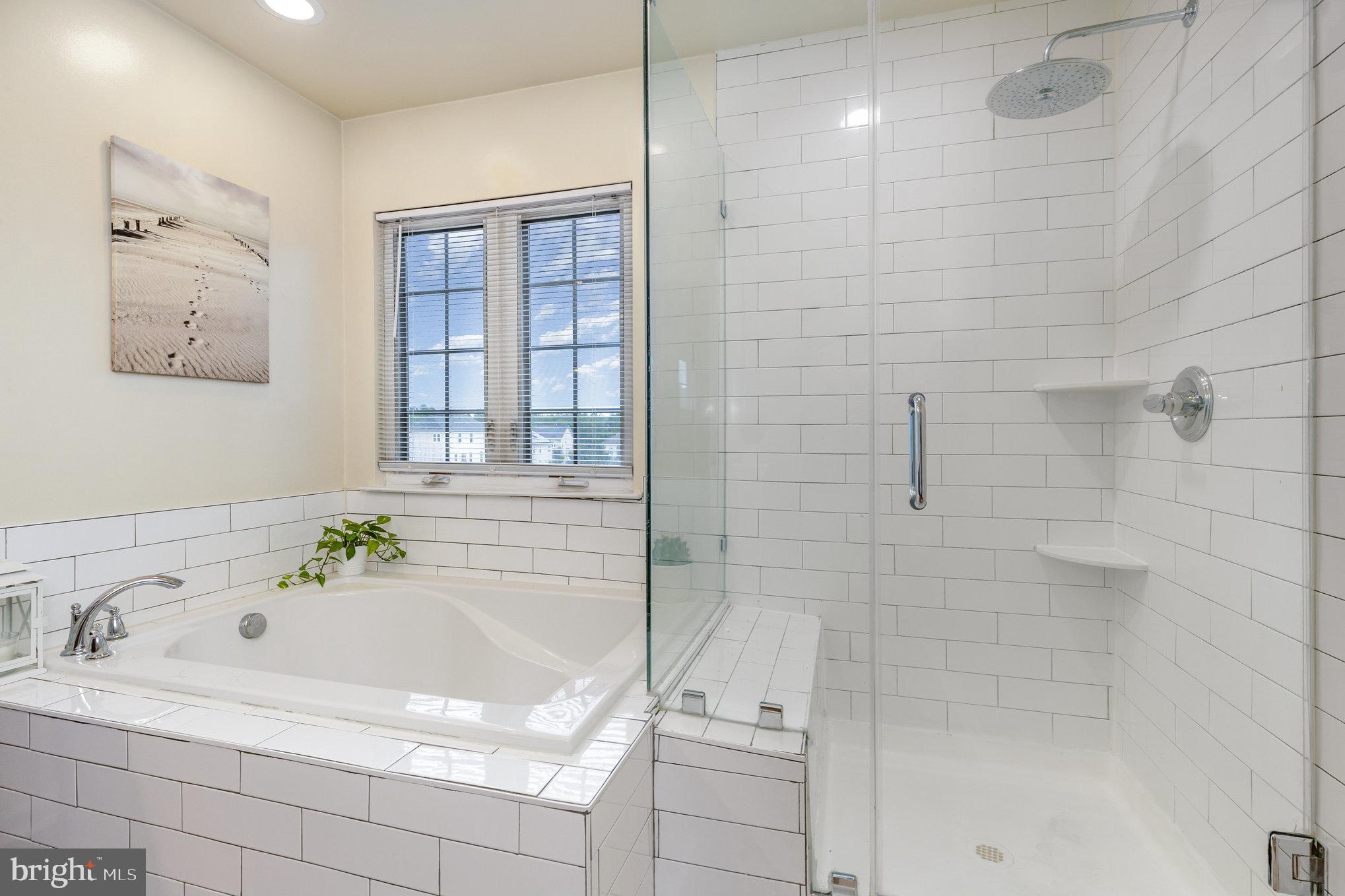 STAFFORD LAKES - Residential