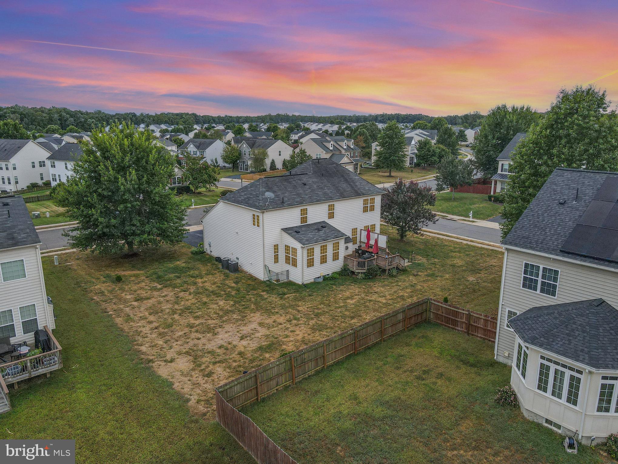 10 IVY SPRING LANE