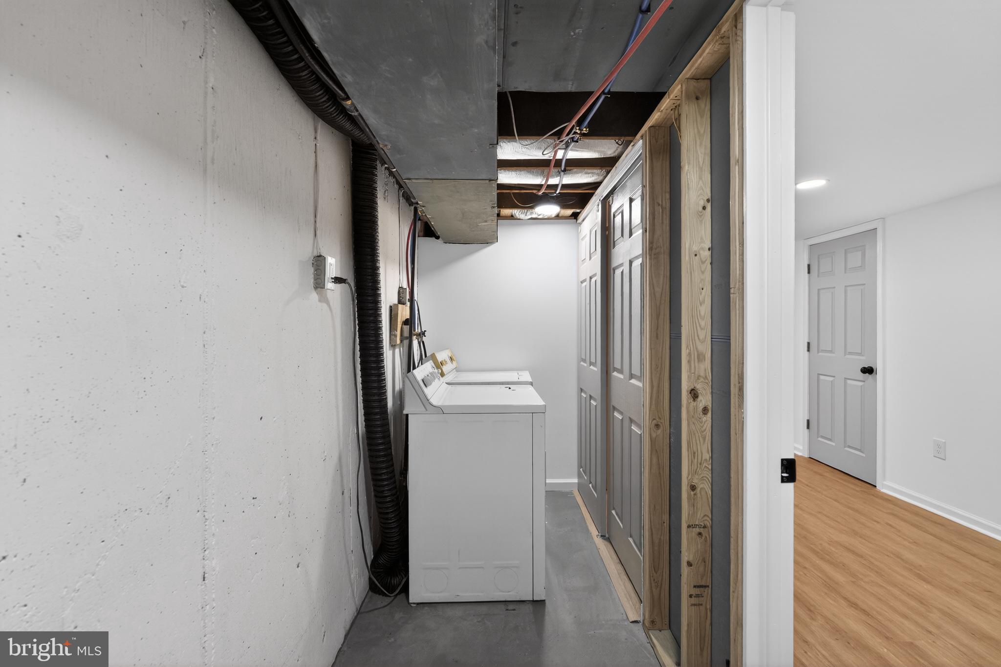 DELMAR VILLAGE - Residential