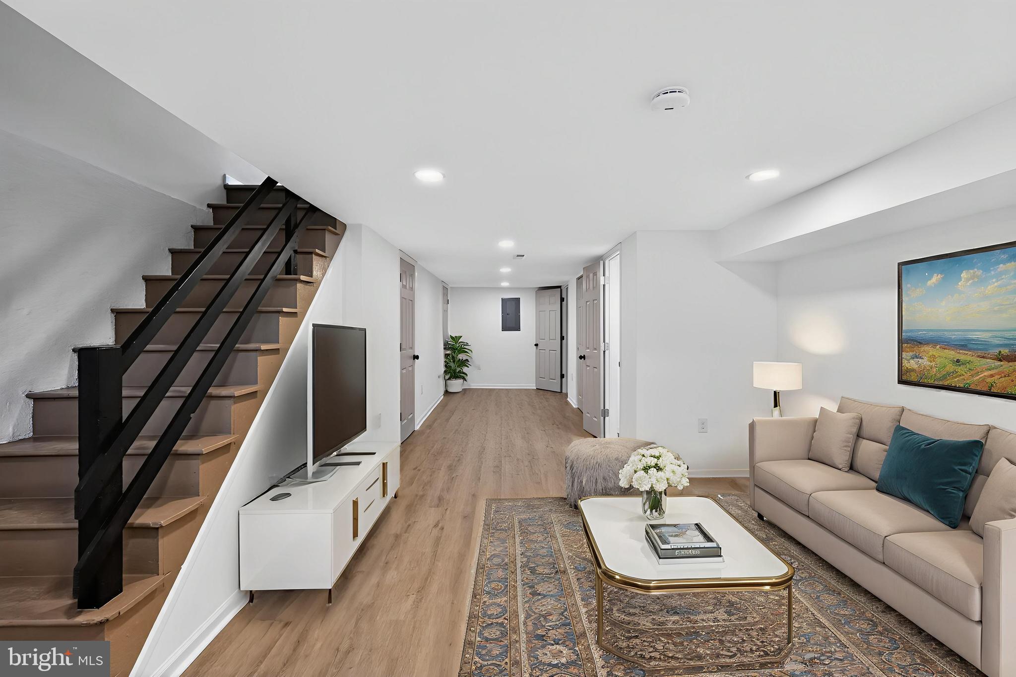 DELMAR VILLAGE - Residential