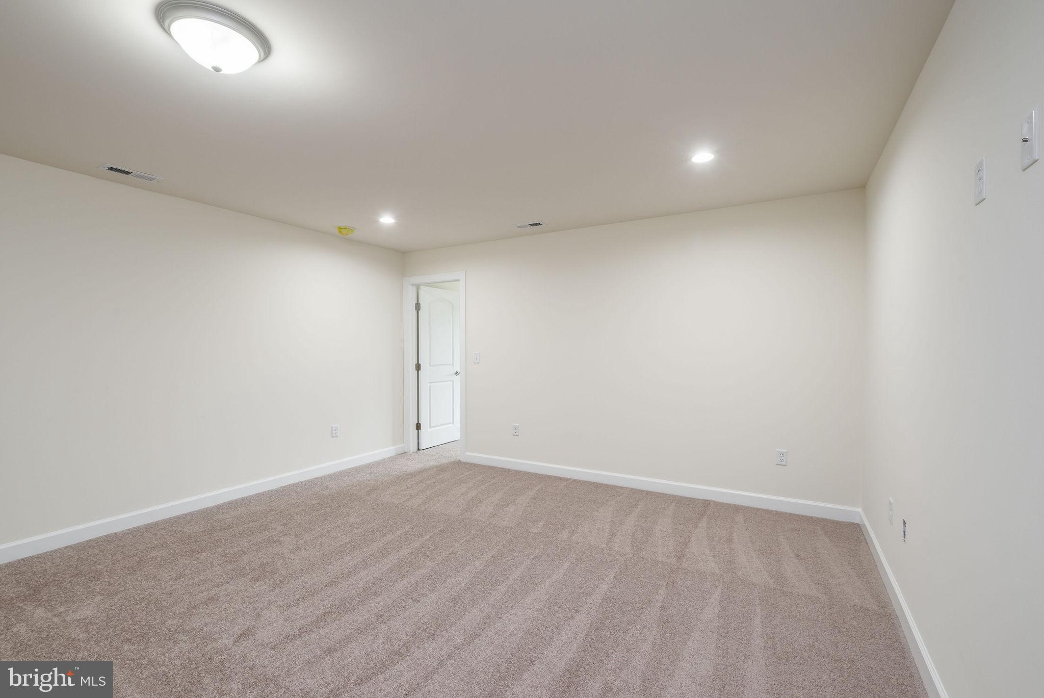 VILLAGES OF MAPLE DALE - Residential