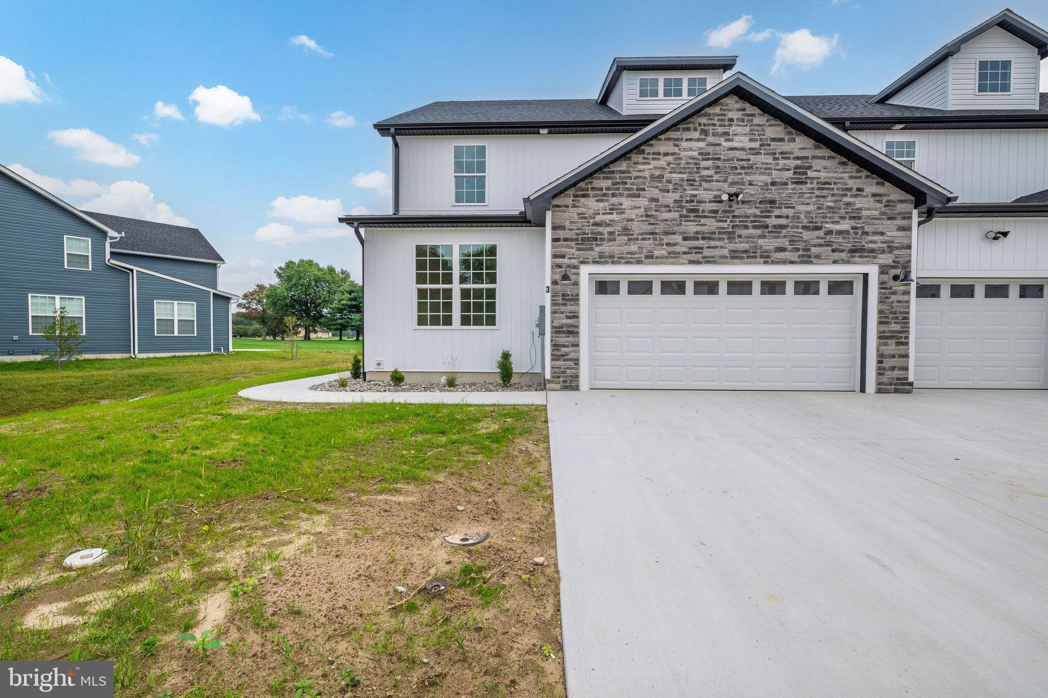 VILLAGES OF MAPLE DALE - Residential